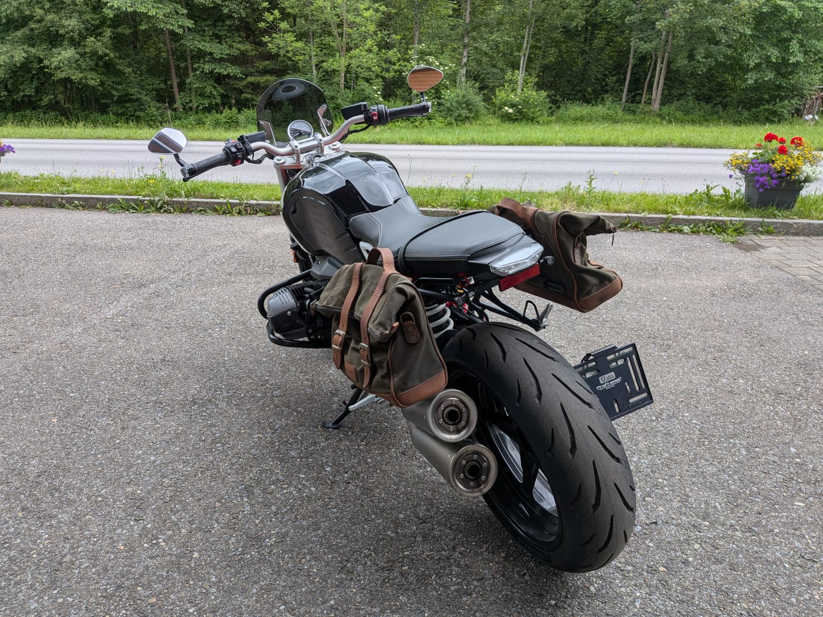 BMW R nineT Pure A2-image-4