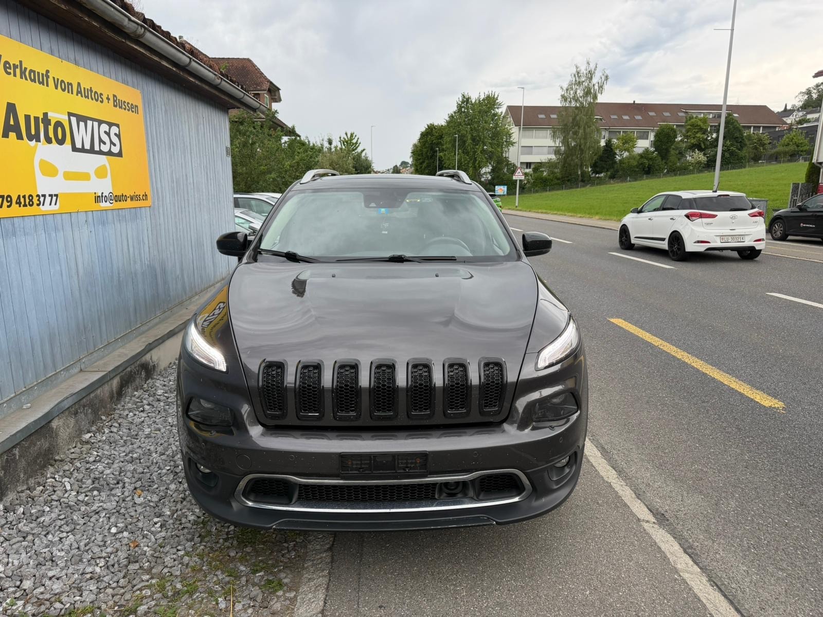 JEEP Cherokee 2.2TD Limited AWD 9ATX AD-showroom-element-1