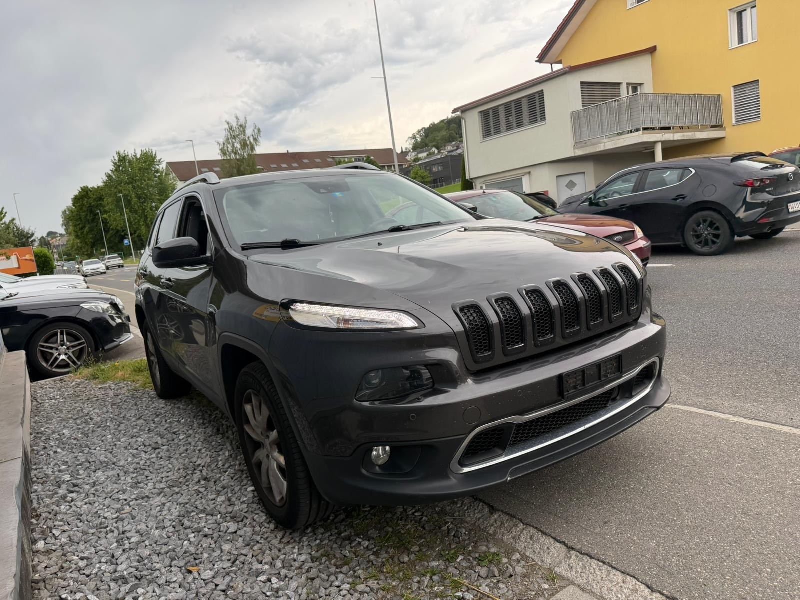 JEEP Cherokee 2.2TD Limited AWD 9ATX AD-showroom-element-2