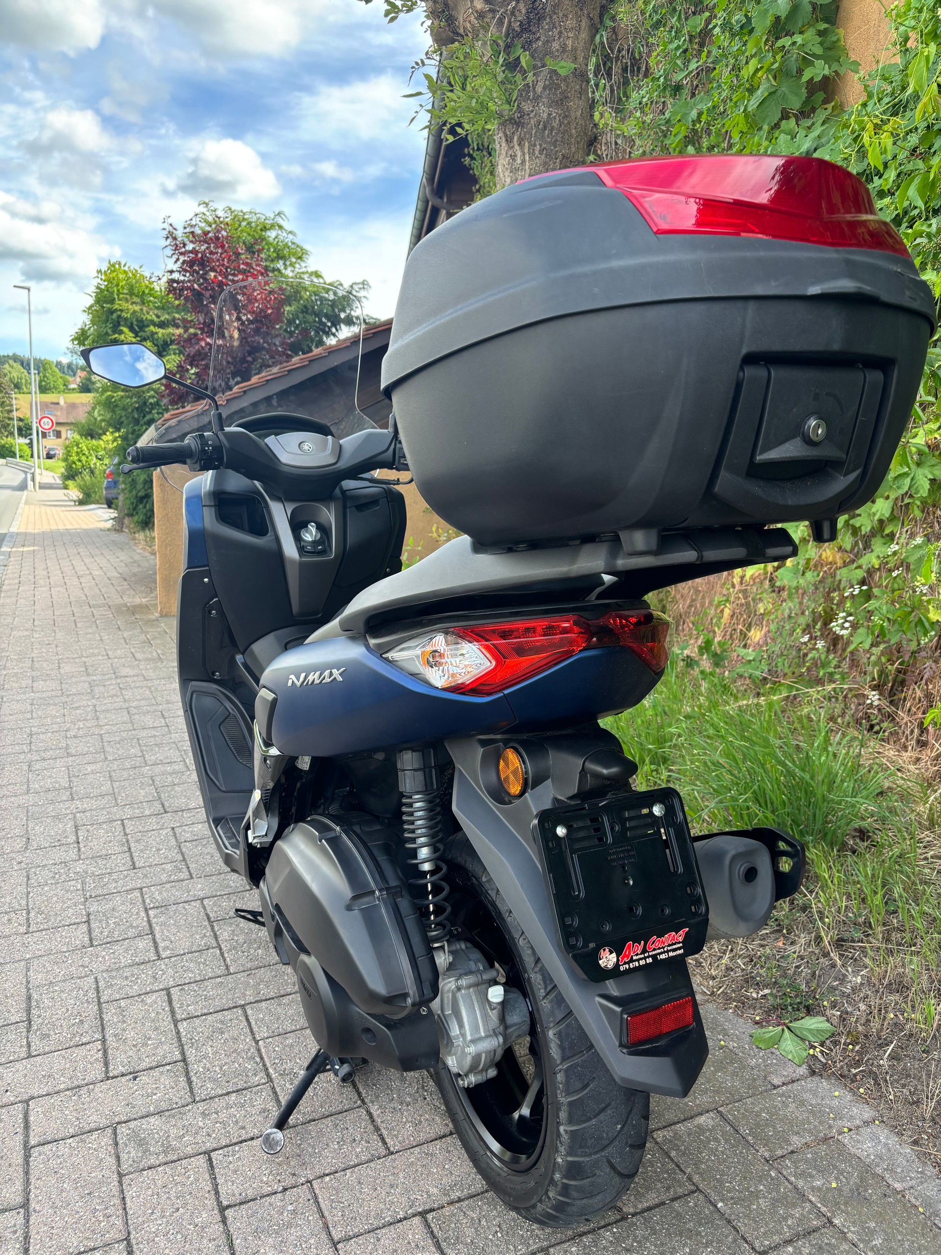 YAMAHA N-Max GPD 125-image-8