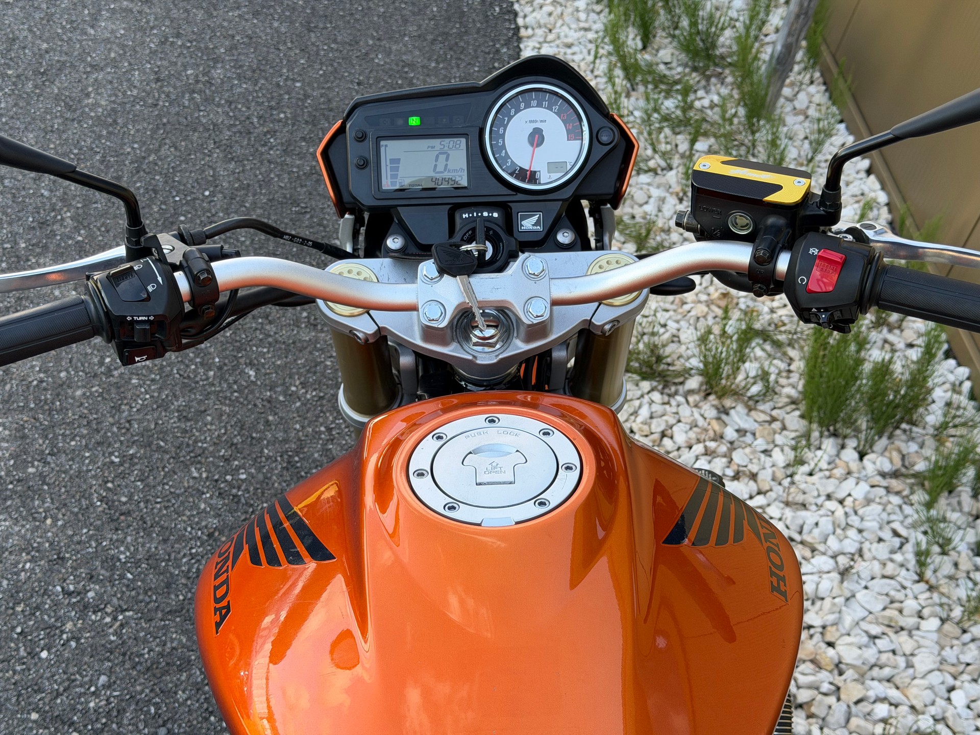 HONDA CB 600 F Hornet-image-15