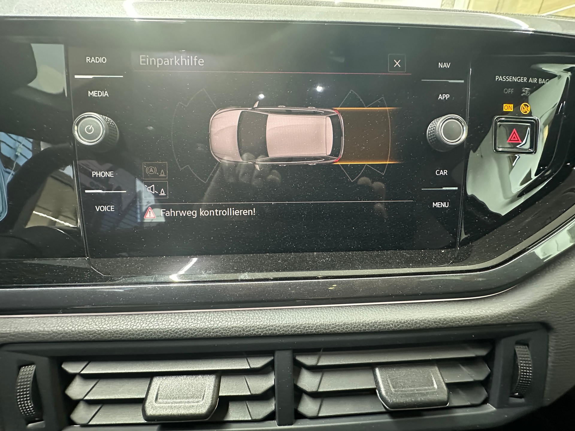 VW Polo 2.0 TSI GTI DSG-image-11