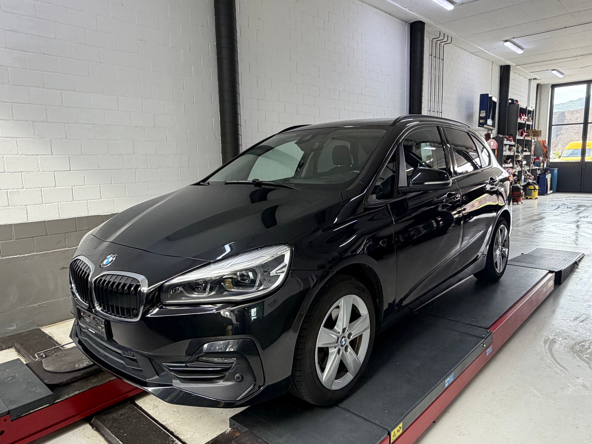 BMW 218d xDrive Active Tourer Steptronic Luxury Line