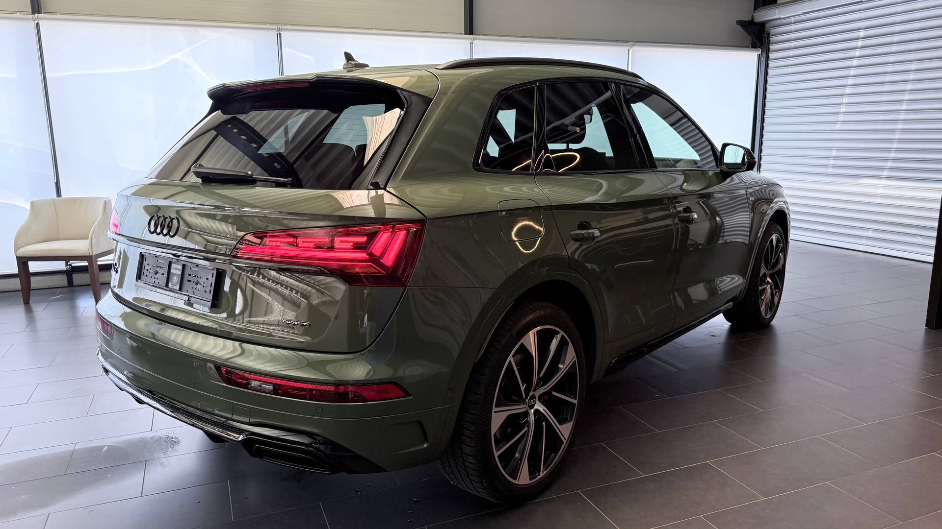 AUDI Q5 2.0 40 TDI S Line quattro S-Tronic-image-22