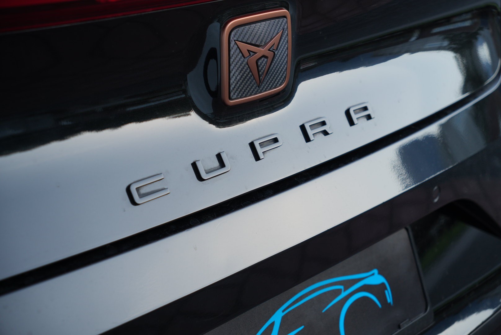 CUPRA 1.5 eTSI DSG-image-9