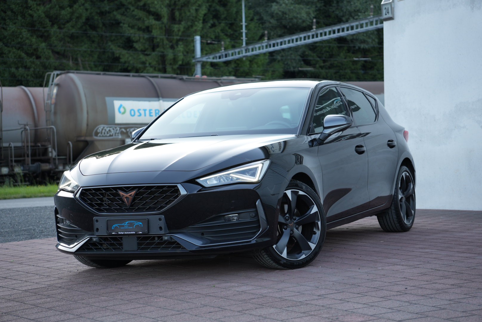 CUPRA 1.5 eTSI DSG-image-5