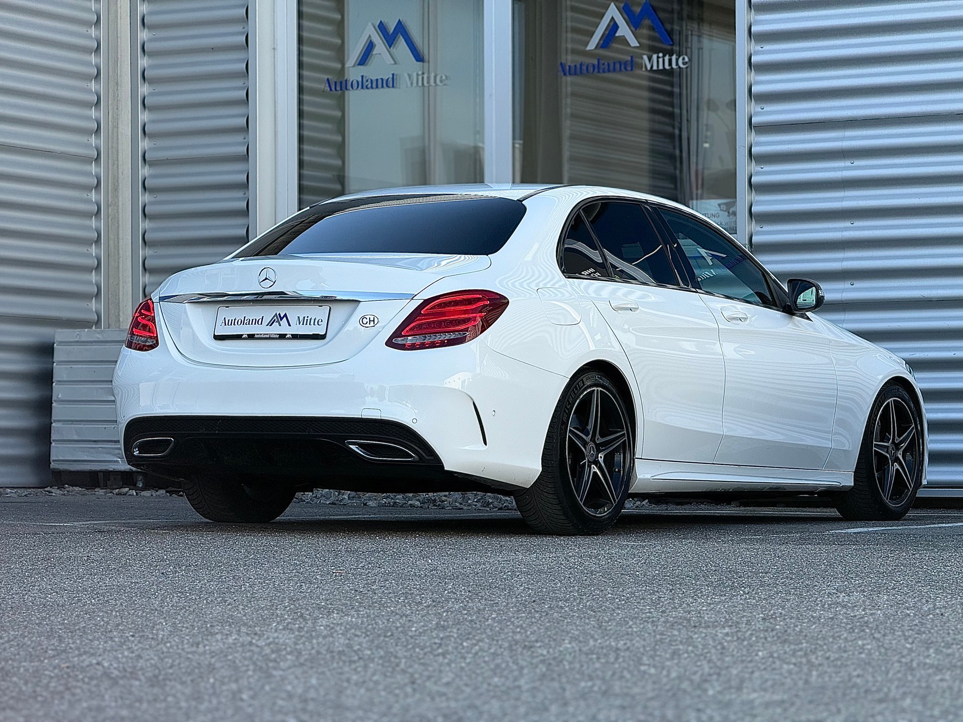 MERCEDES-BENZ C 250 BlueTEC AMG Line 4Matic 7G-Tronic-showroom-element-2