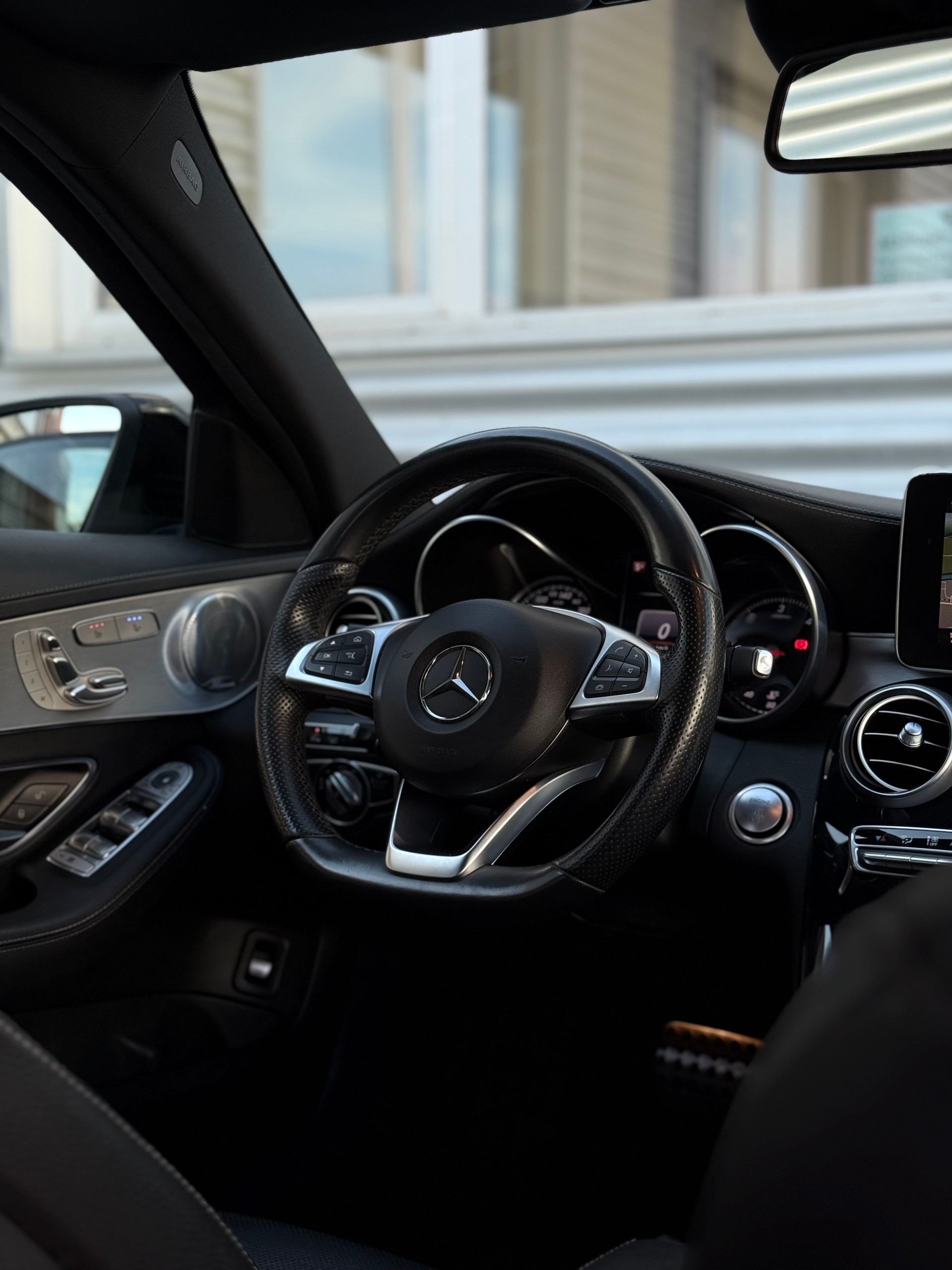 MERCEDES-BENZ C 250 BlueTEC AMG Line 4Matic 7G-Tronic-image-7