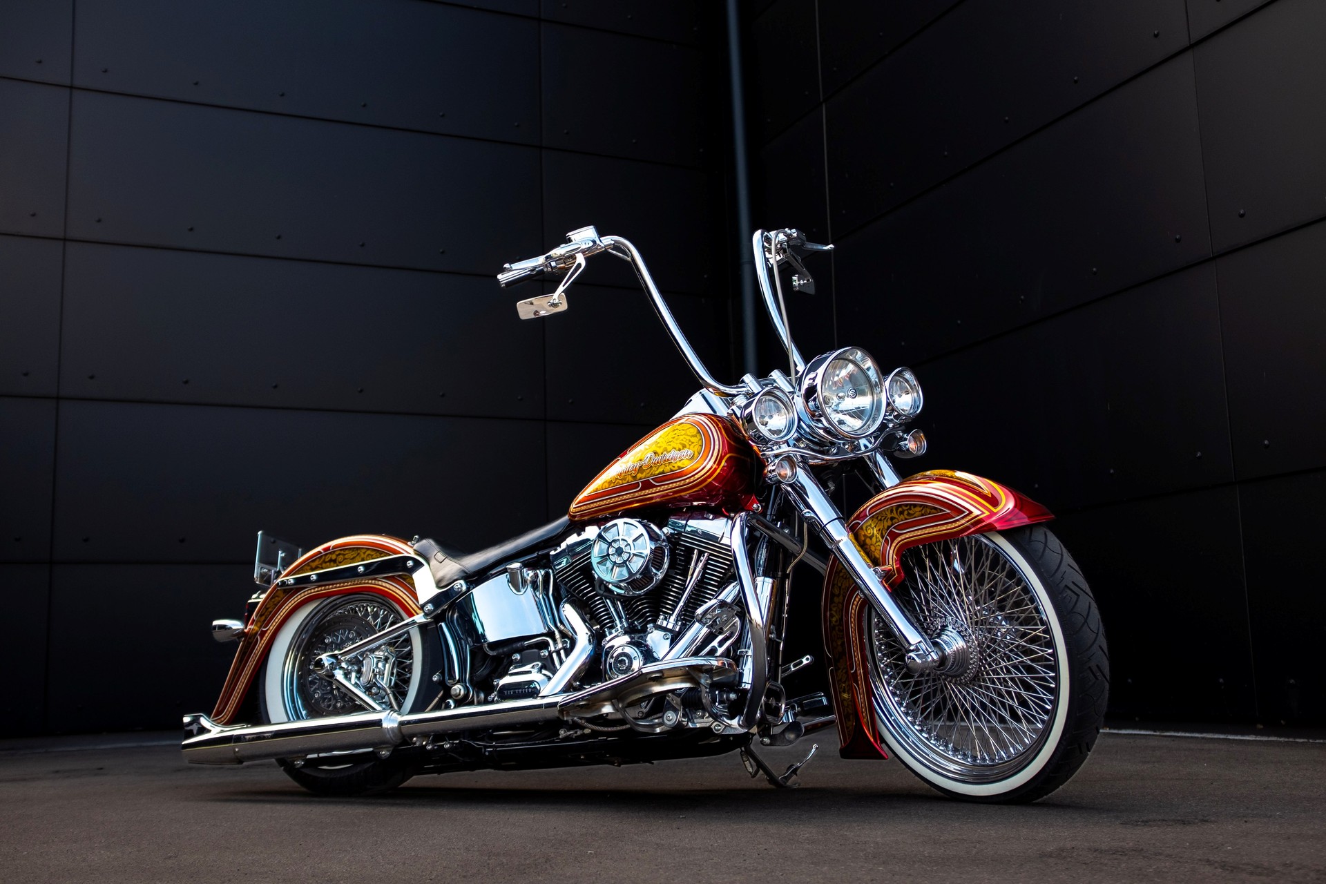 HARLEY-DAVIDSON FLSTN Softail Deluxe ABS-image-0