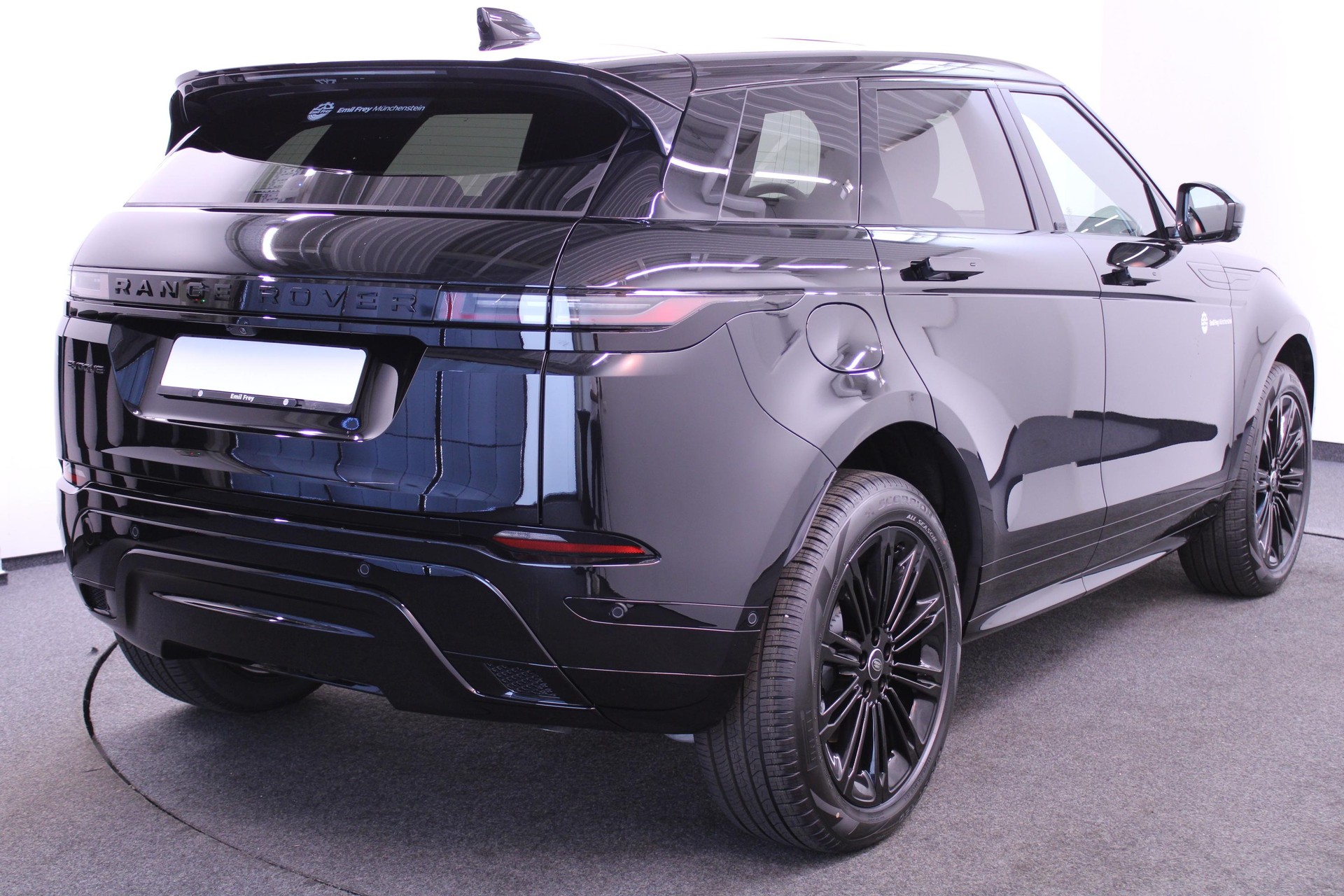 LAND ROVER Range Rover Evoque 1.5 T 270e Dynamic SE-showroom-element-3
