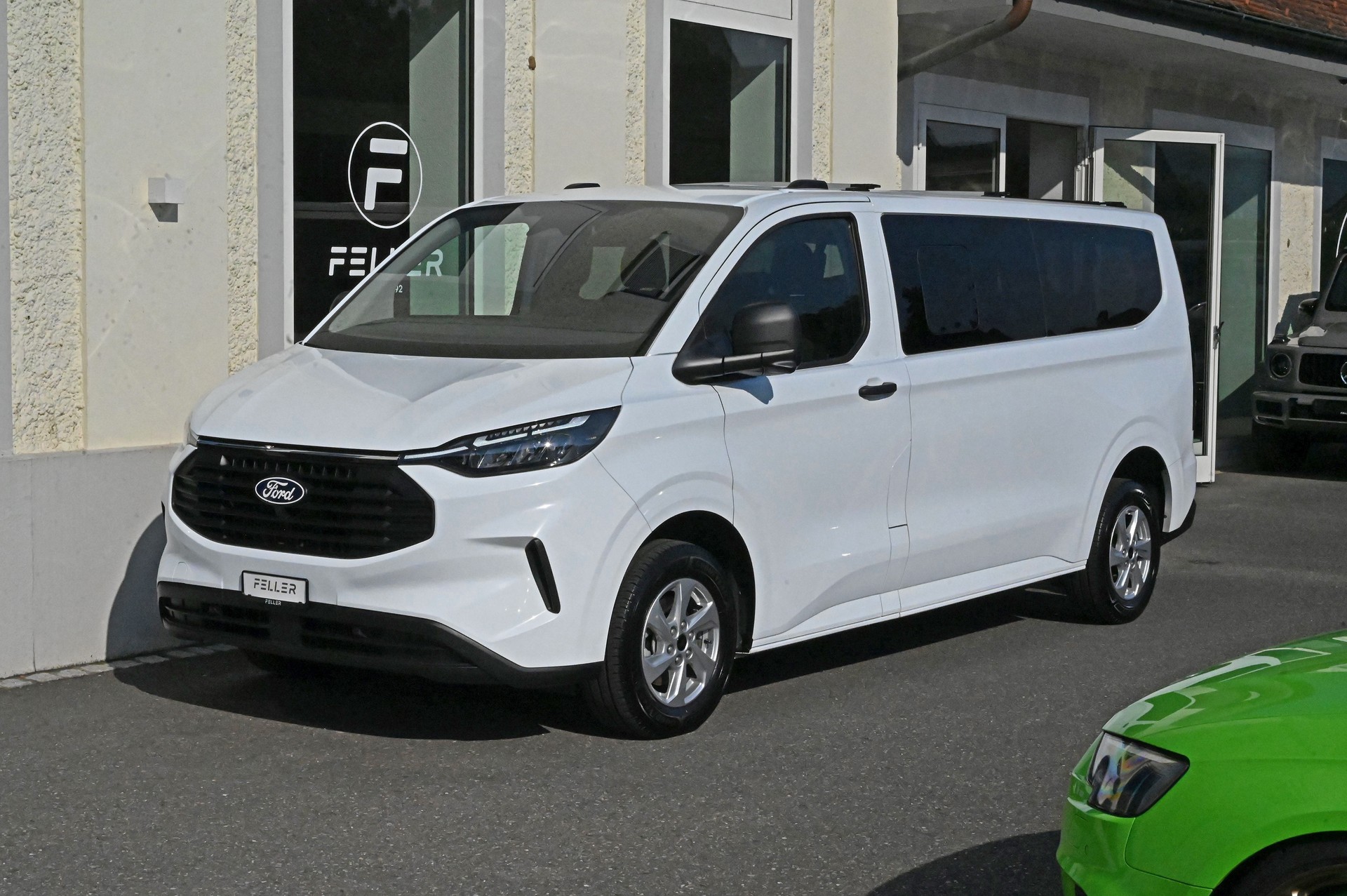 FORD Transit Custom Combi 320 L2H1 Trend Automat **AHK 3.5T**