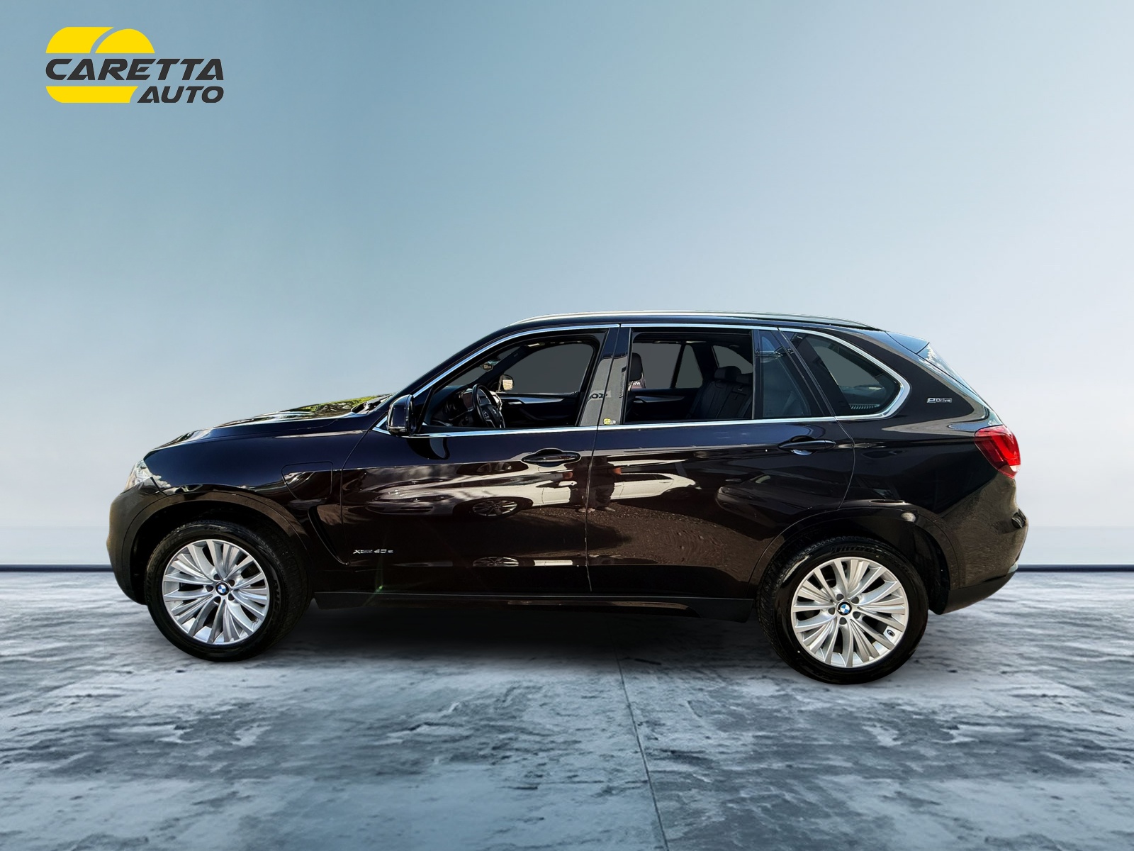 BMW X5 xDrive 40e iPerformance Steptronic-showroom-element-3