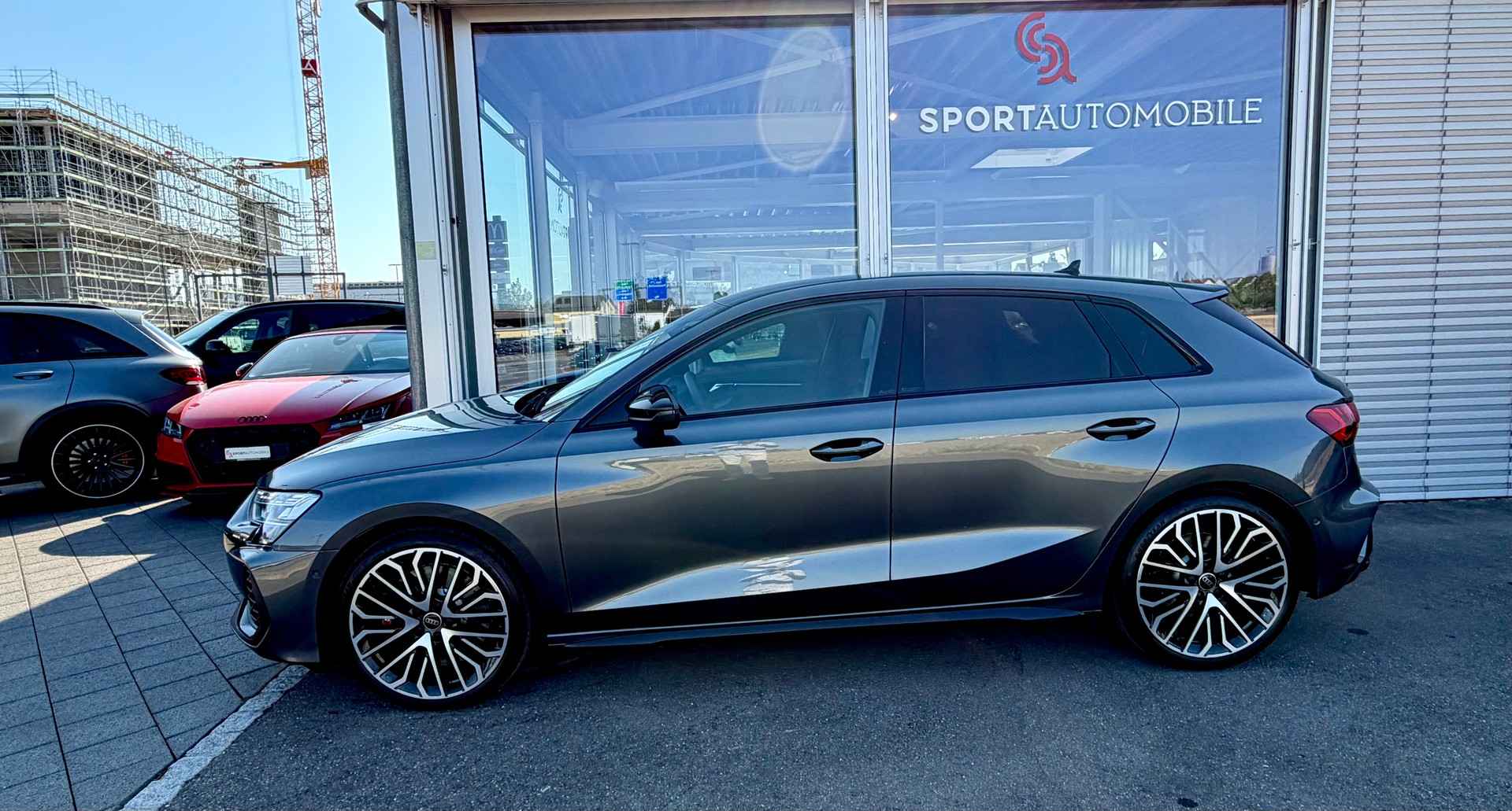 AUDI S3 Sportback TFSI quattro S-tronic-image-9