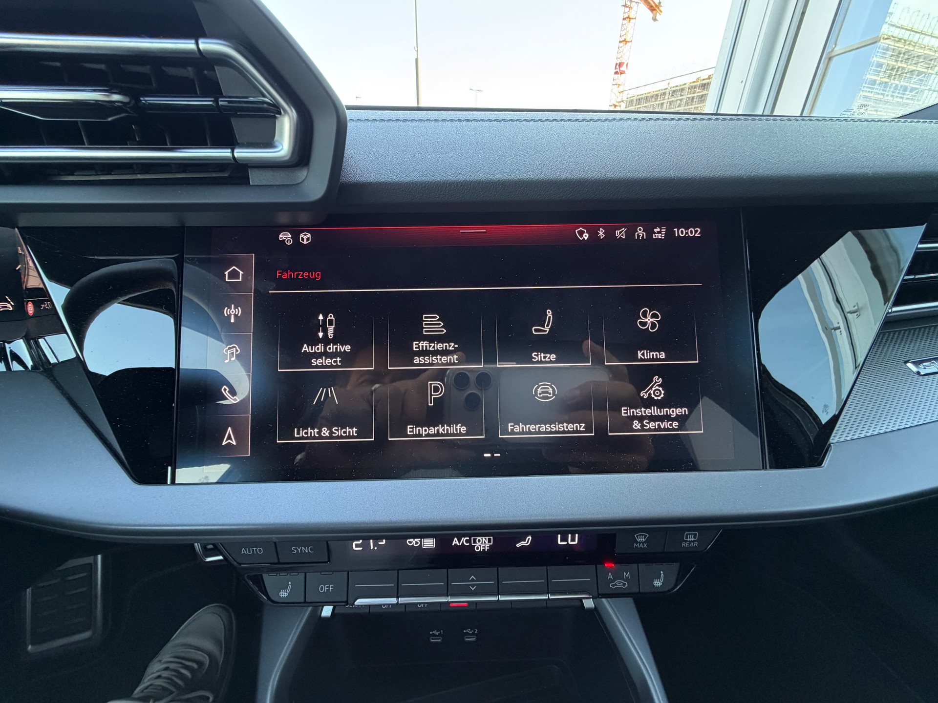 AUDI S3 Sportback TFSI quattro S-tronic-image-24