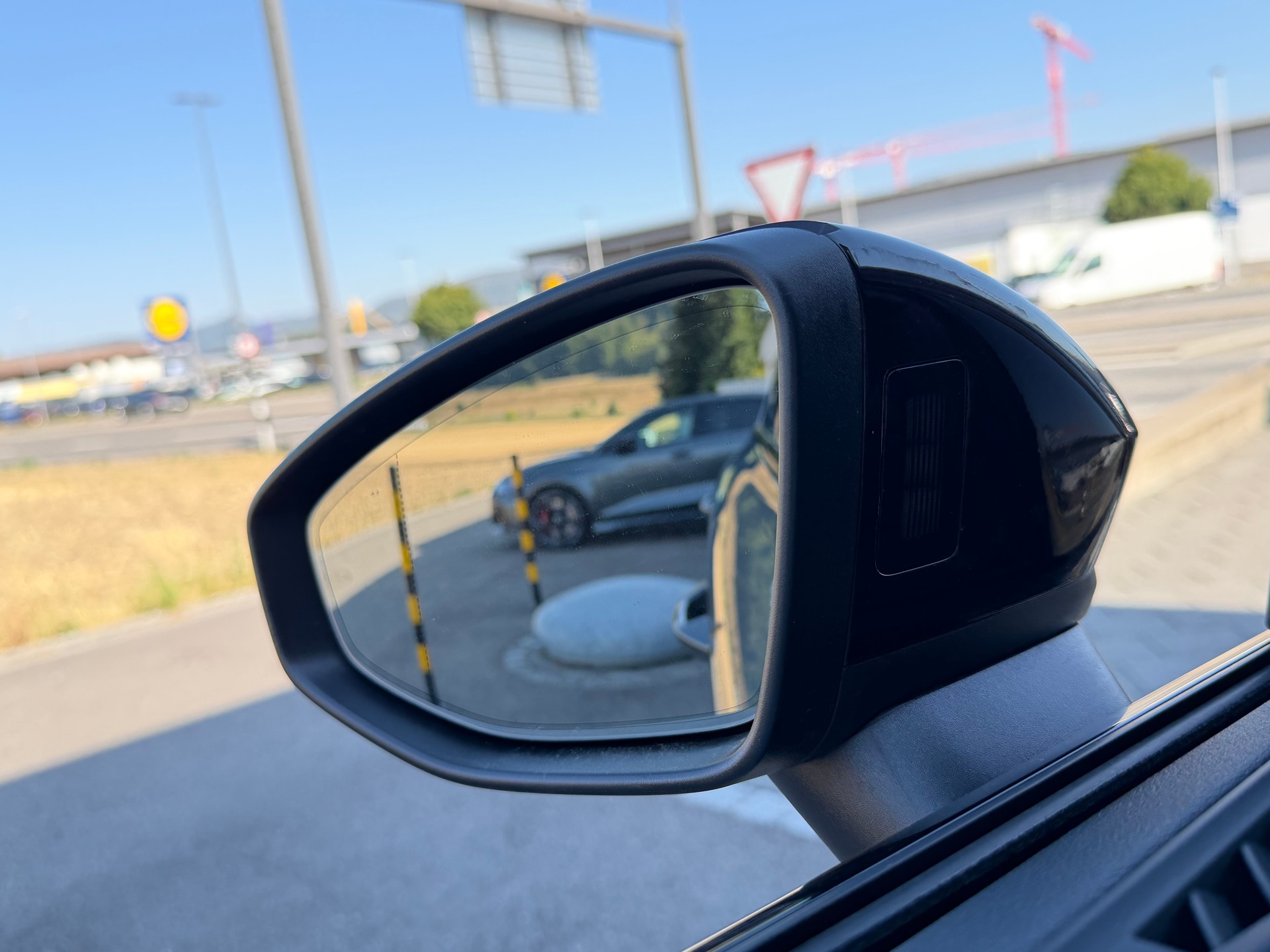 AUDI S3 Sportback TFSI quattro S-tronic-image-29