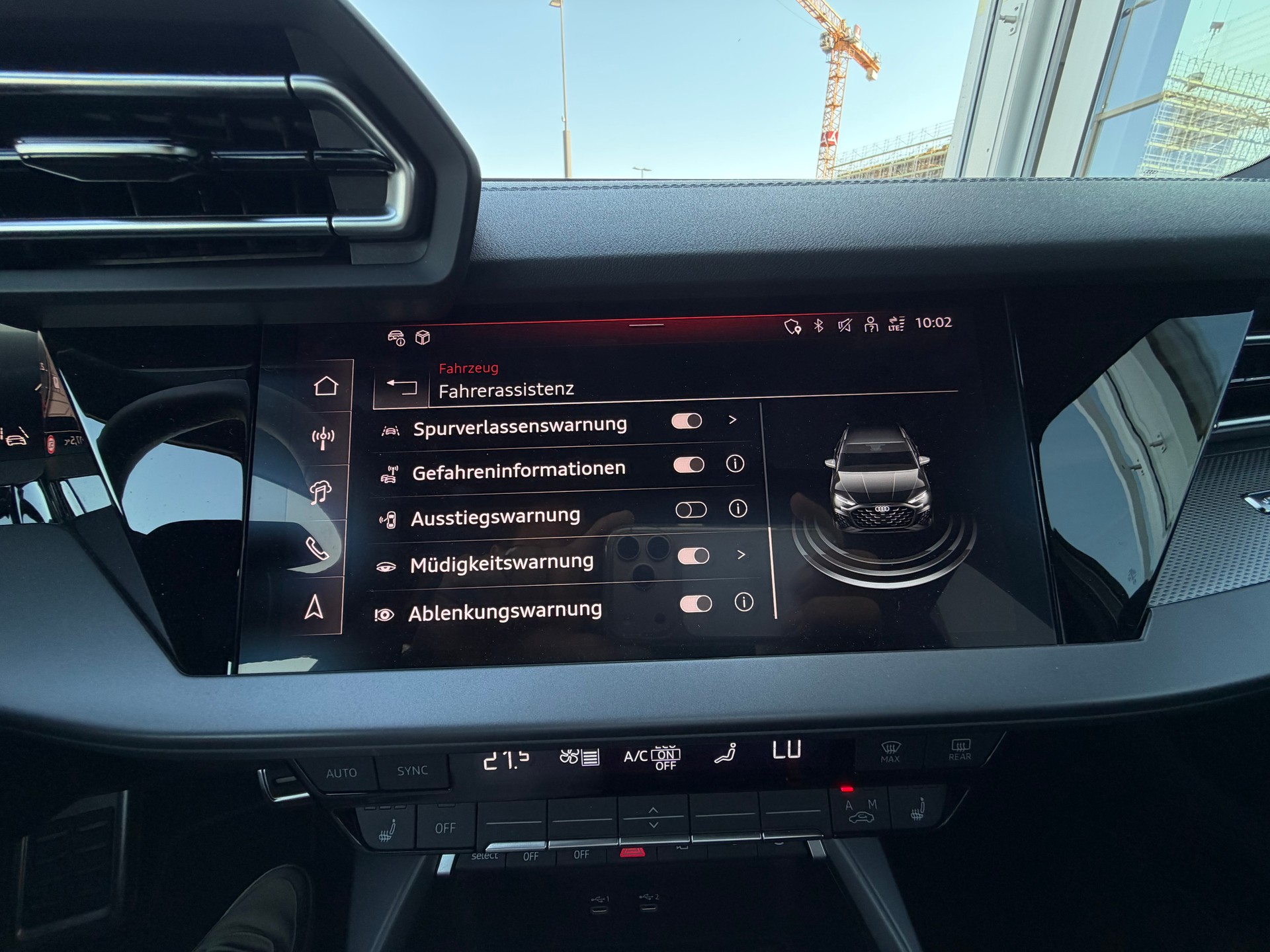 AUDI S3 Sportback TFSI quattro S-tronic-image-25