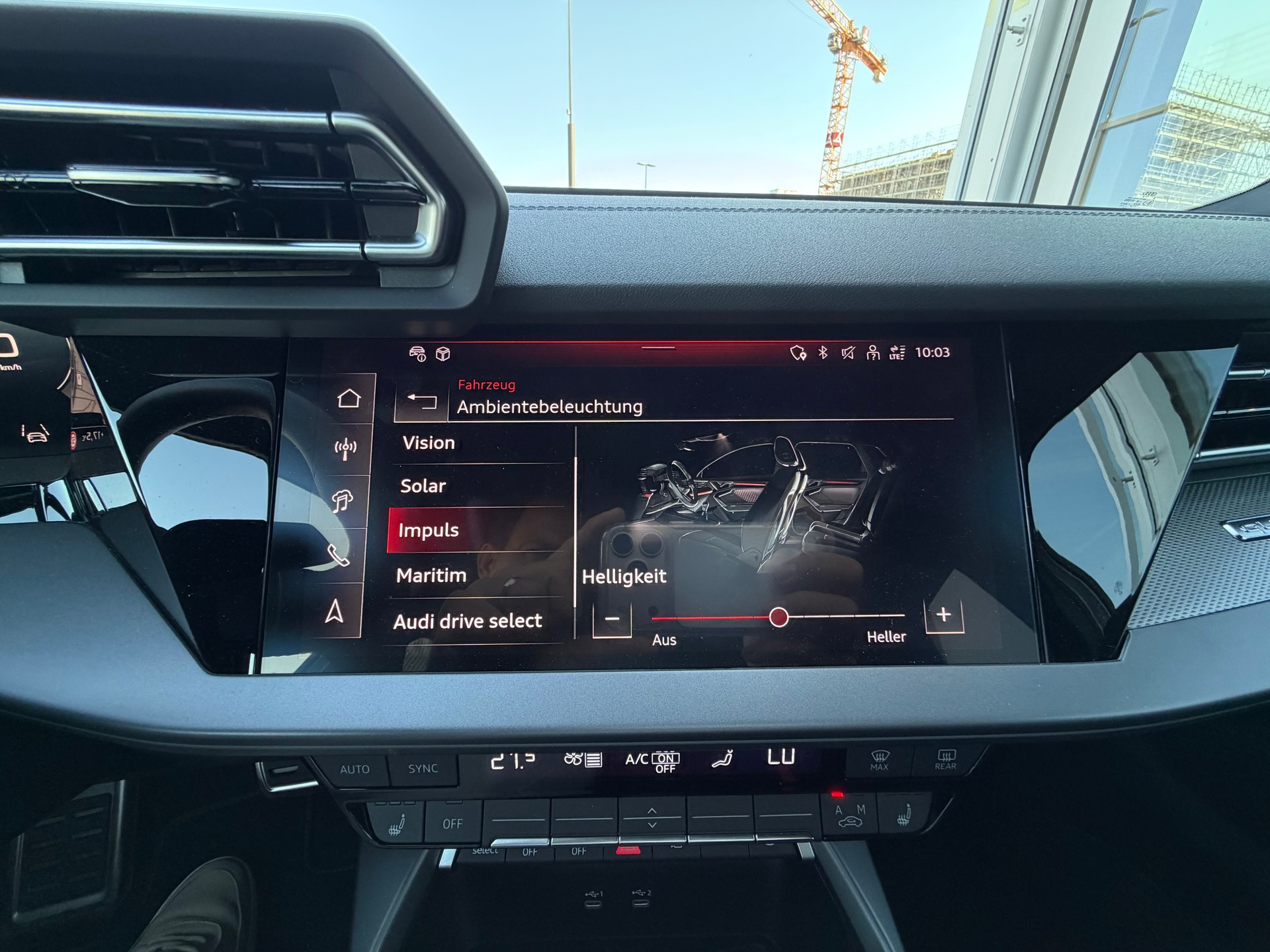 AUDI S3 Sportback TFSI quattro S-tronic-image-31