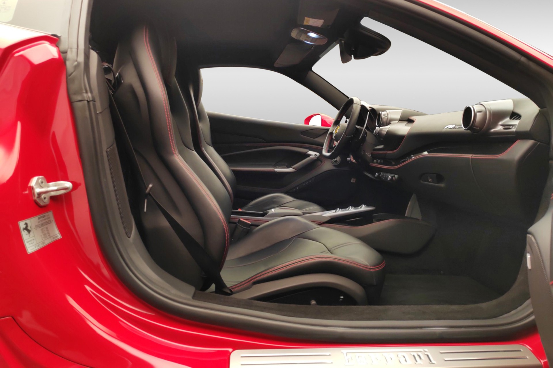 FERRARI F8 Tributo-image-14