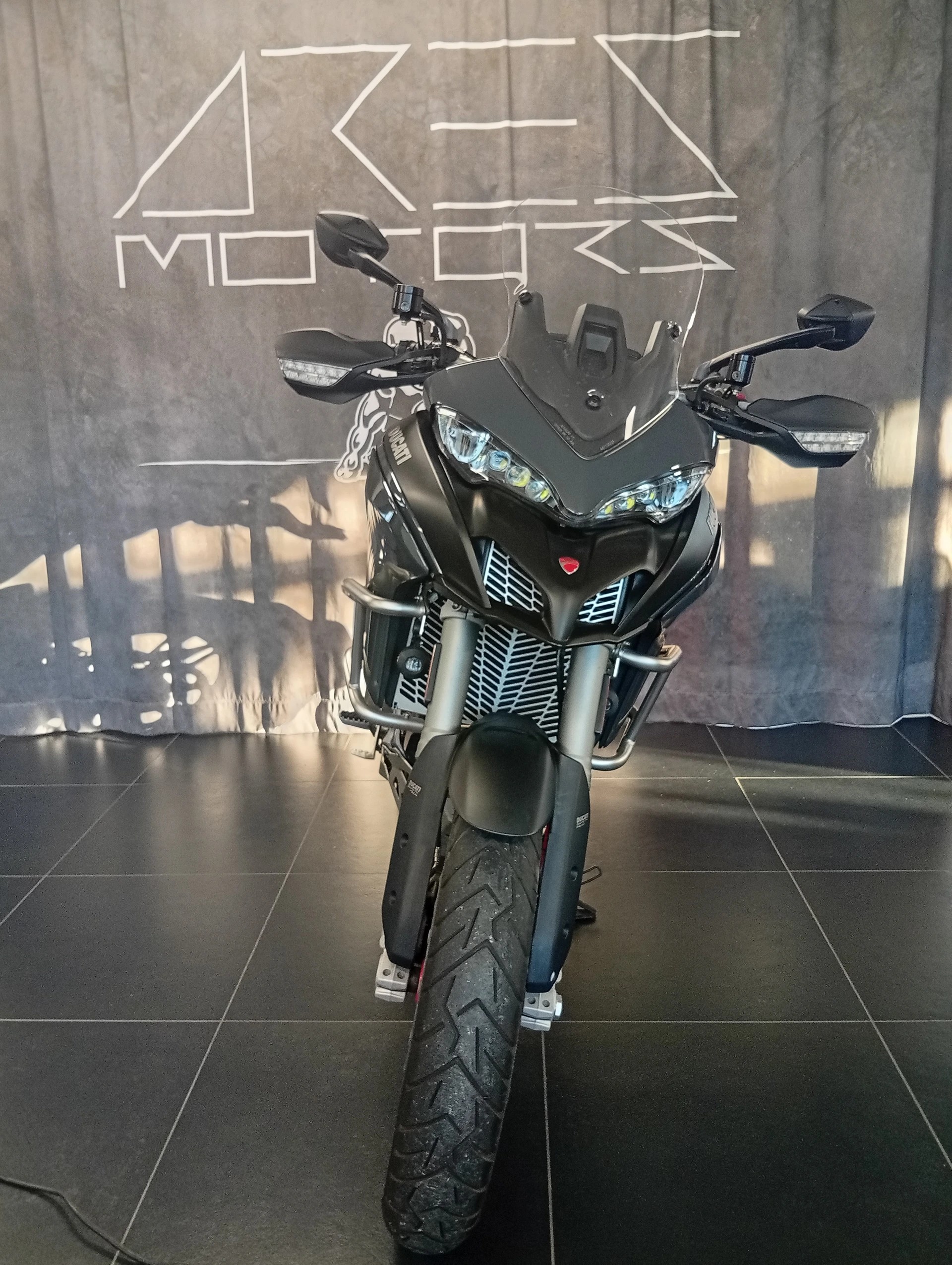 DUCATI Multistrada V2 S Touring-image-2