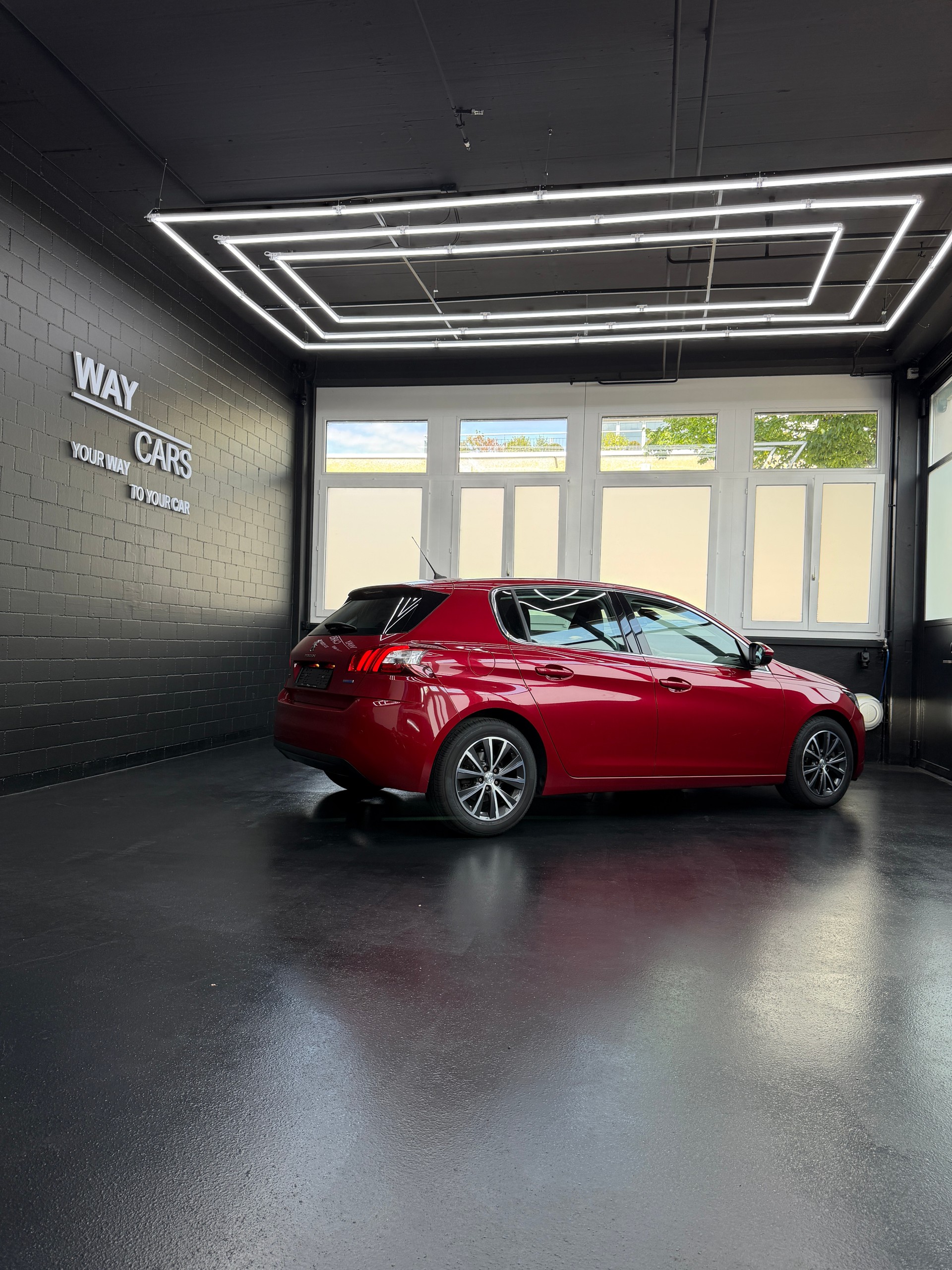 PEUGEOT 308 2.0 BlueHDI Féline Automatic-image-3