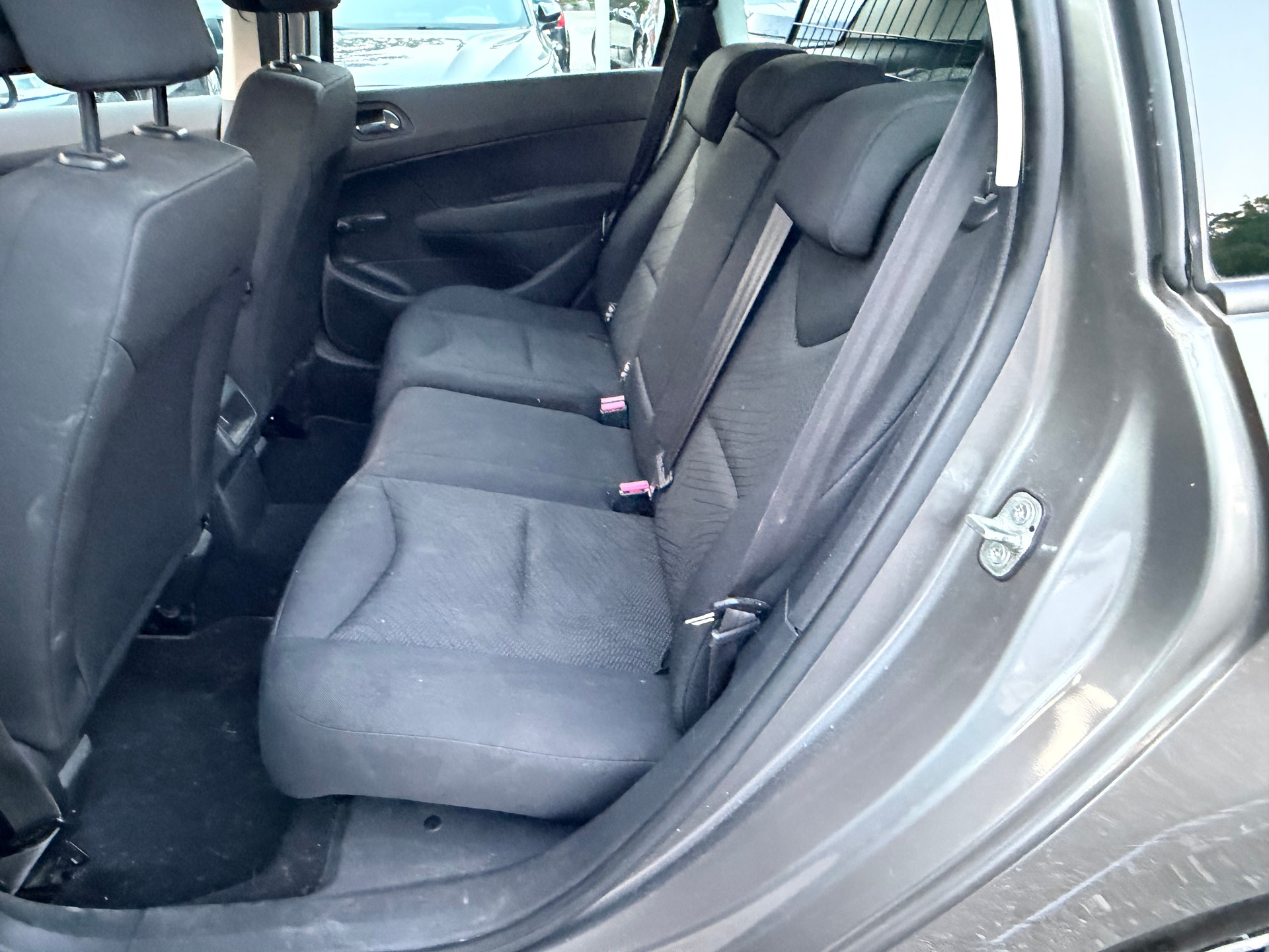 PEUGEOT 308 SW 1.6 16V VTI Sport Automatic-image-12