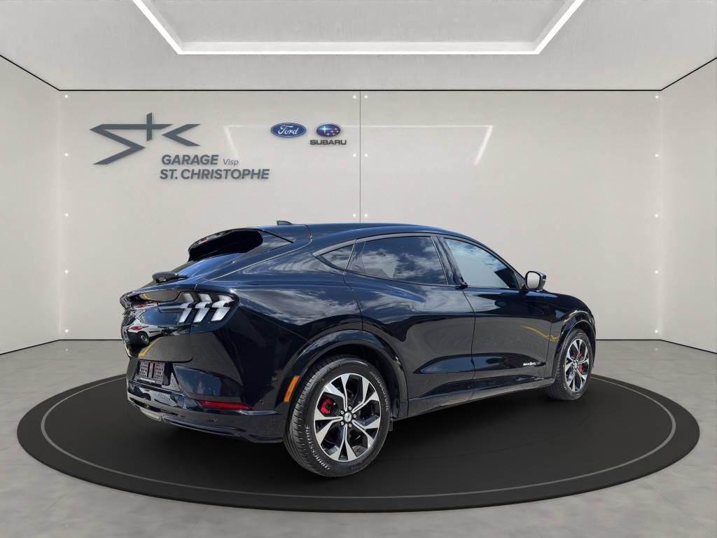 FORD Mustang Mach-E Extended AWD-image-4