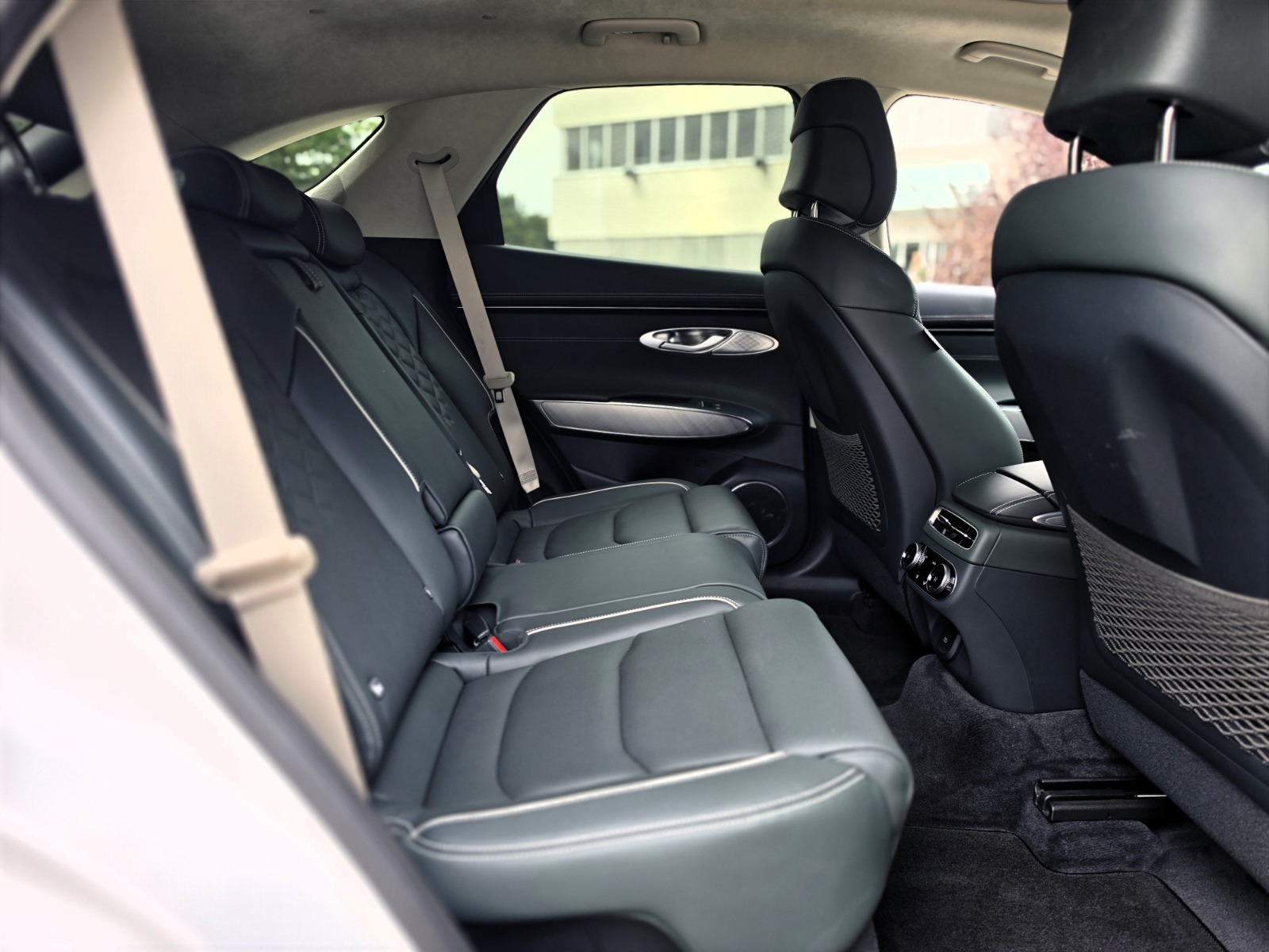 GENESIS GV70 Electrified Sport kWh 77,4 AWD-image-16