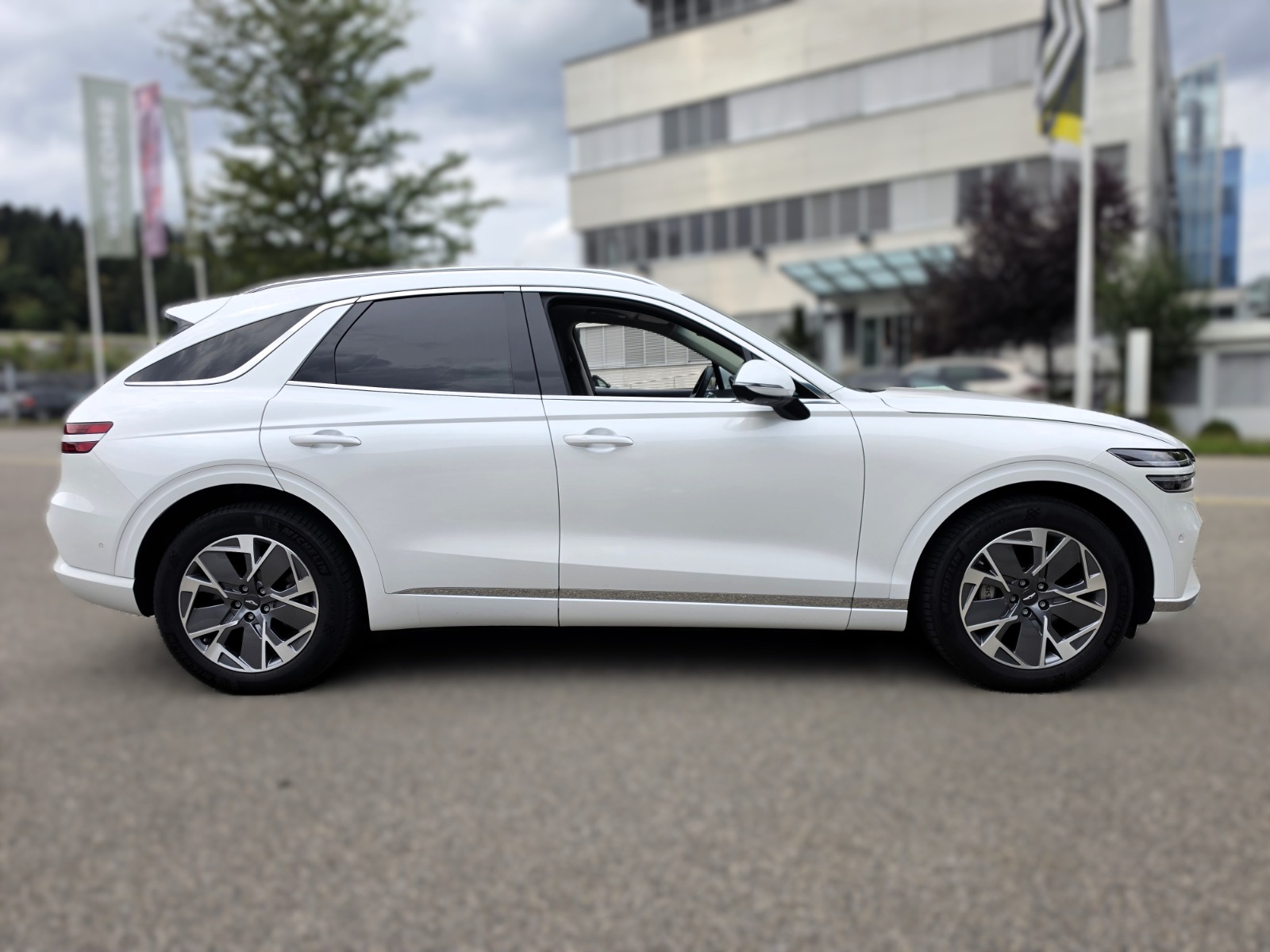 GENESIS GV70 Electrified Sport kWh 77,4 AWD-image-5