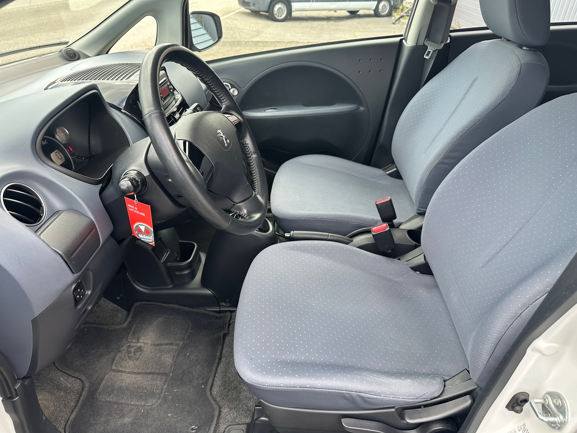 PEUGEOT iON / FRISCH AB MFK-image-12