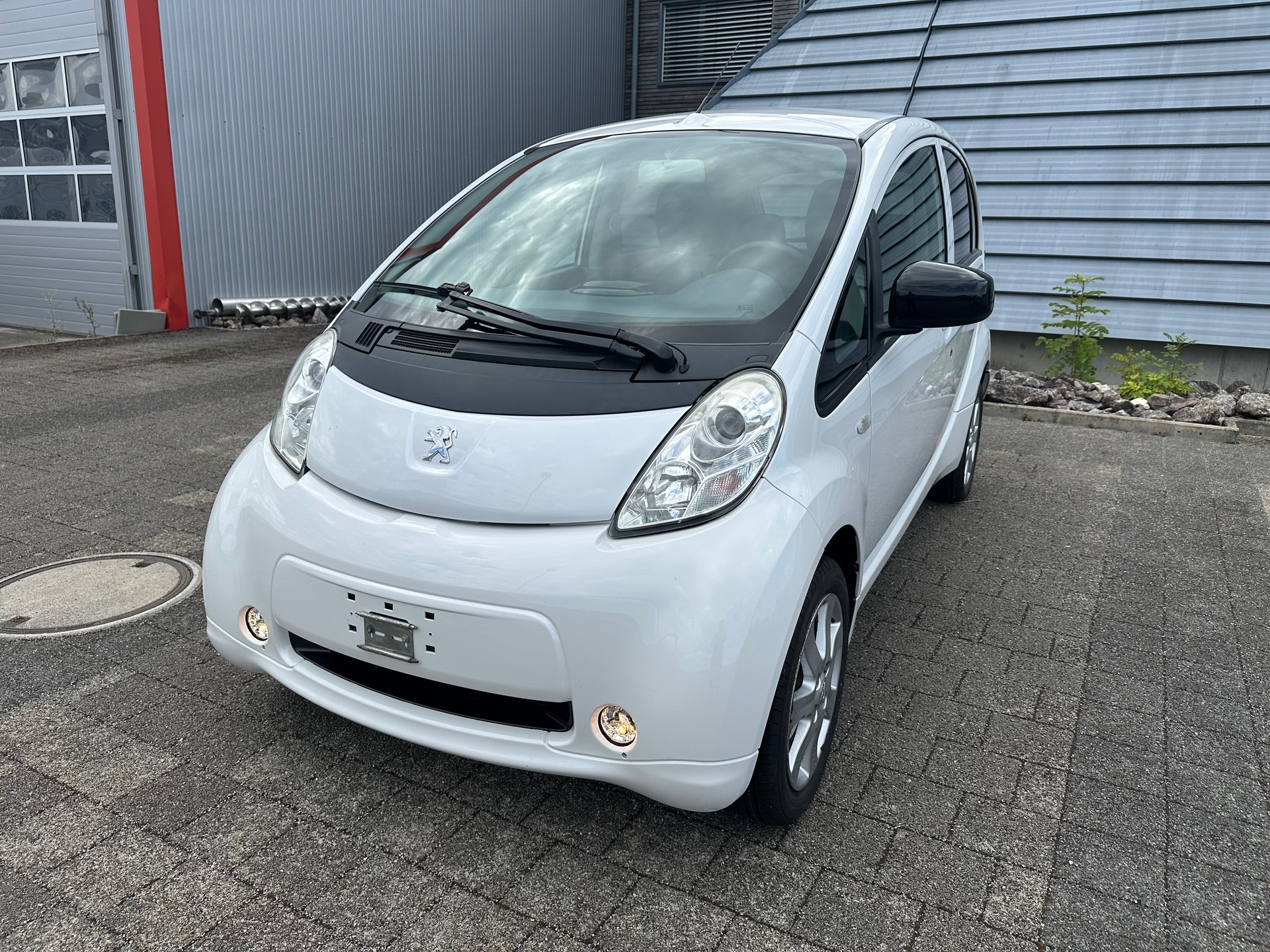 PEUGEOT iON / FRISCH AB MFK-image-2