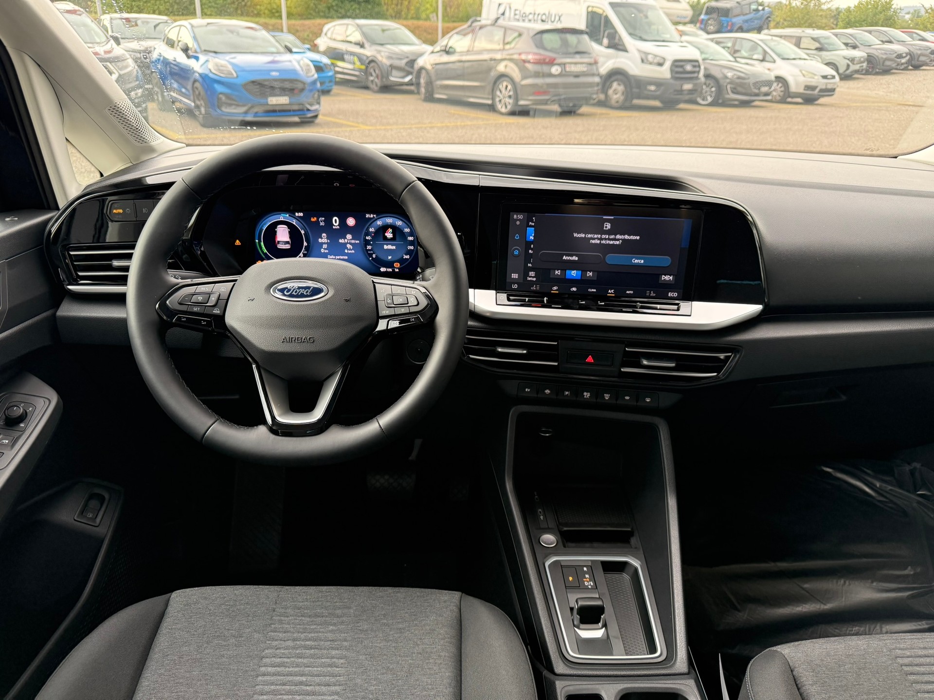 FORD Grand Tourneo Connect 1.5 PHEV Active Automat-image-9