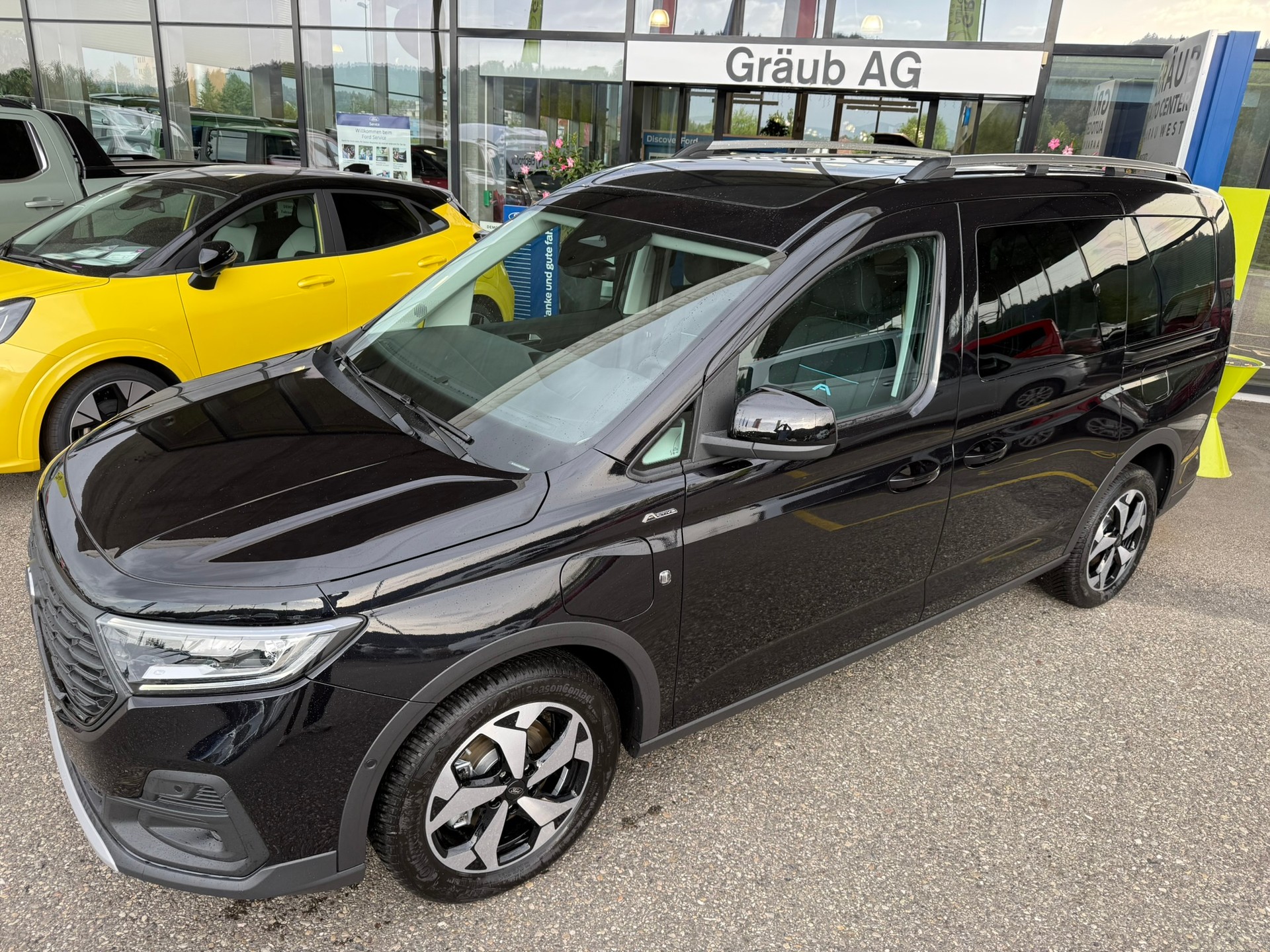 FORD Grand Tourneo Connect 1.5 PHEV Active Automat-showroom-element-2