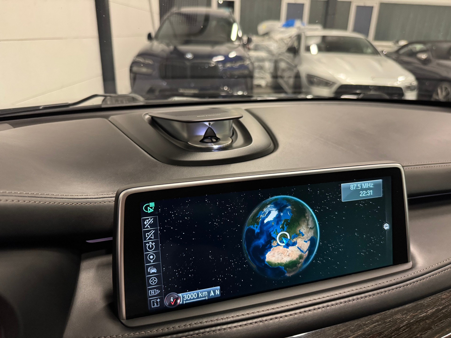 BMW X5 xDrive M50d Steptronic-image-27