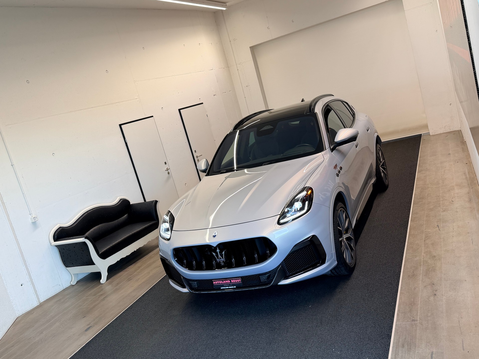 MASERATI Grecale 3.0 Trofeo Automatica-showroom-element-3