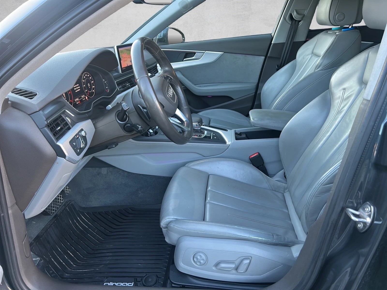 AUDI A4 allroad 3.0 TDI quattro S-tronic-image-12