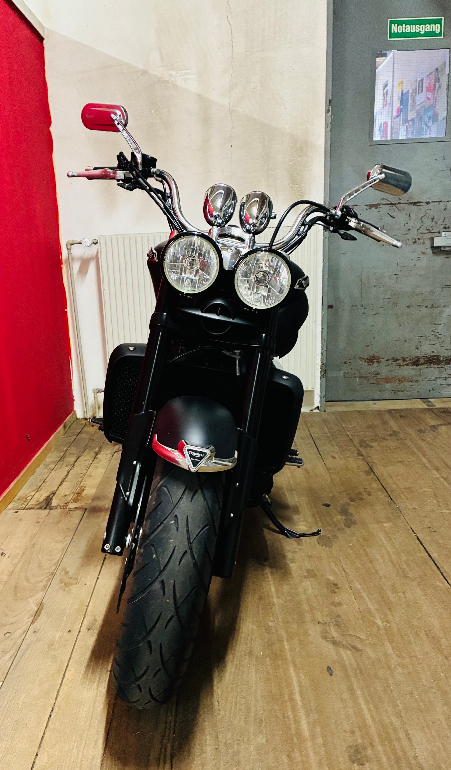TRIUMPH Rocket III Roadster ABS-image-2