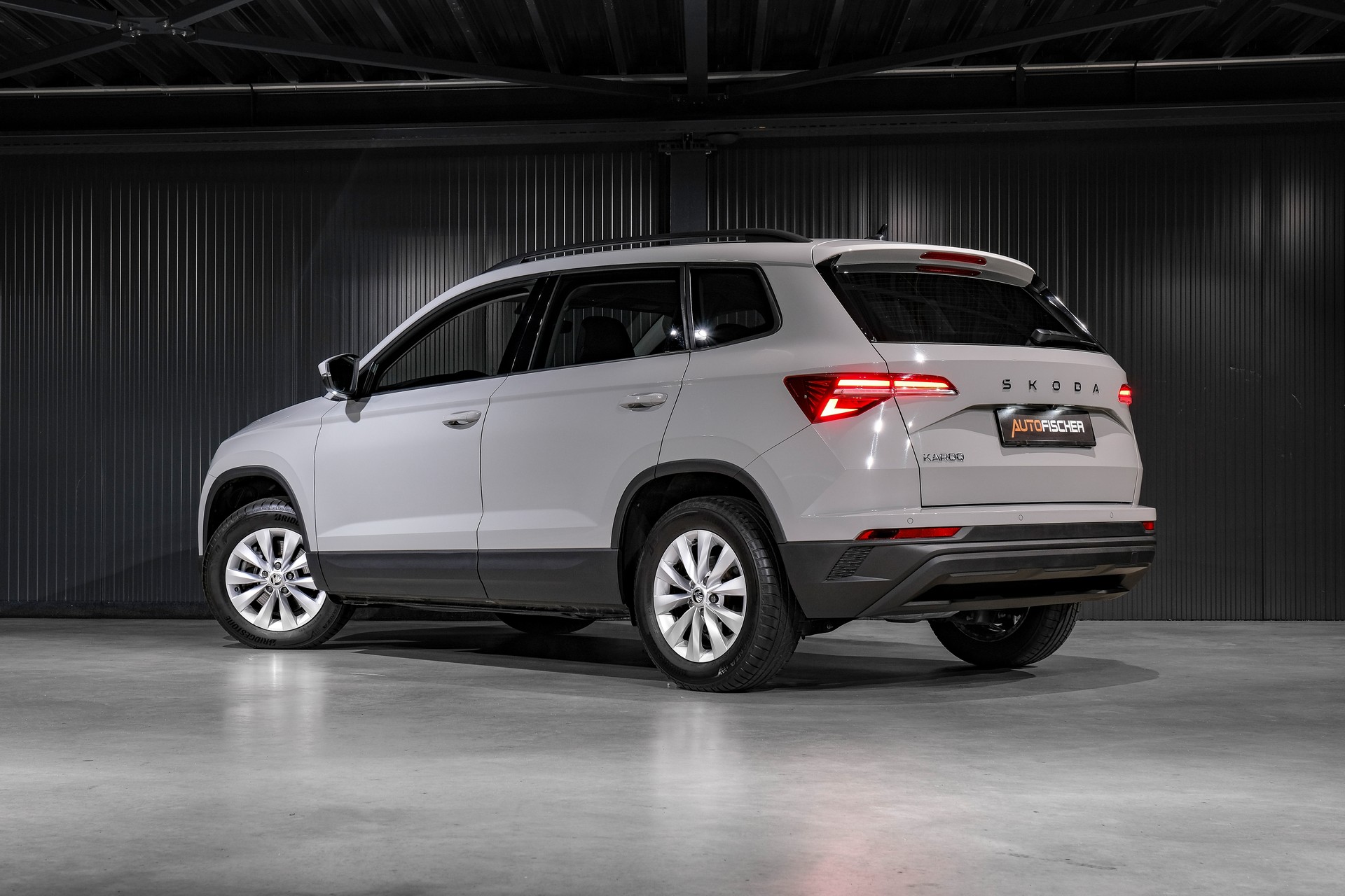 SKODA Karoq 1.5 TSI Fresh DSG-showroom-element-1