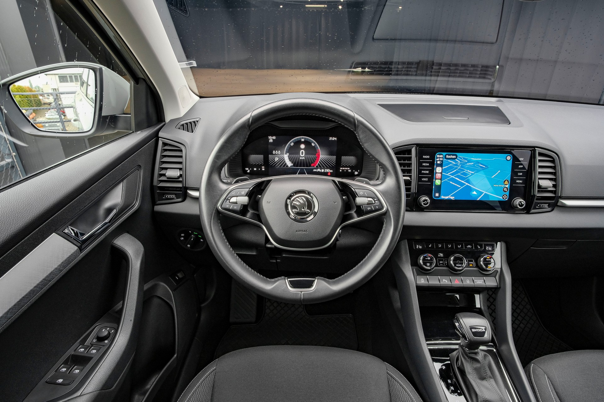 SKODA Karoq 1.5 TSI Fresh DSG-image-15