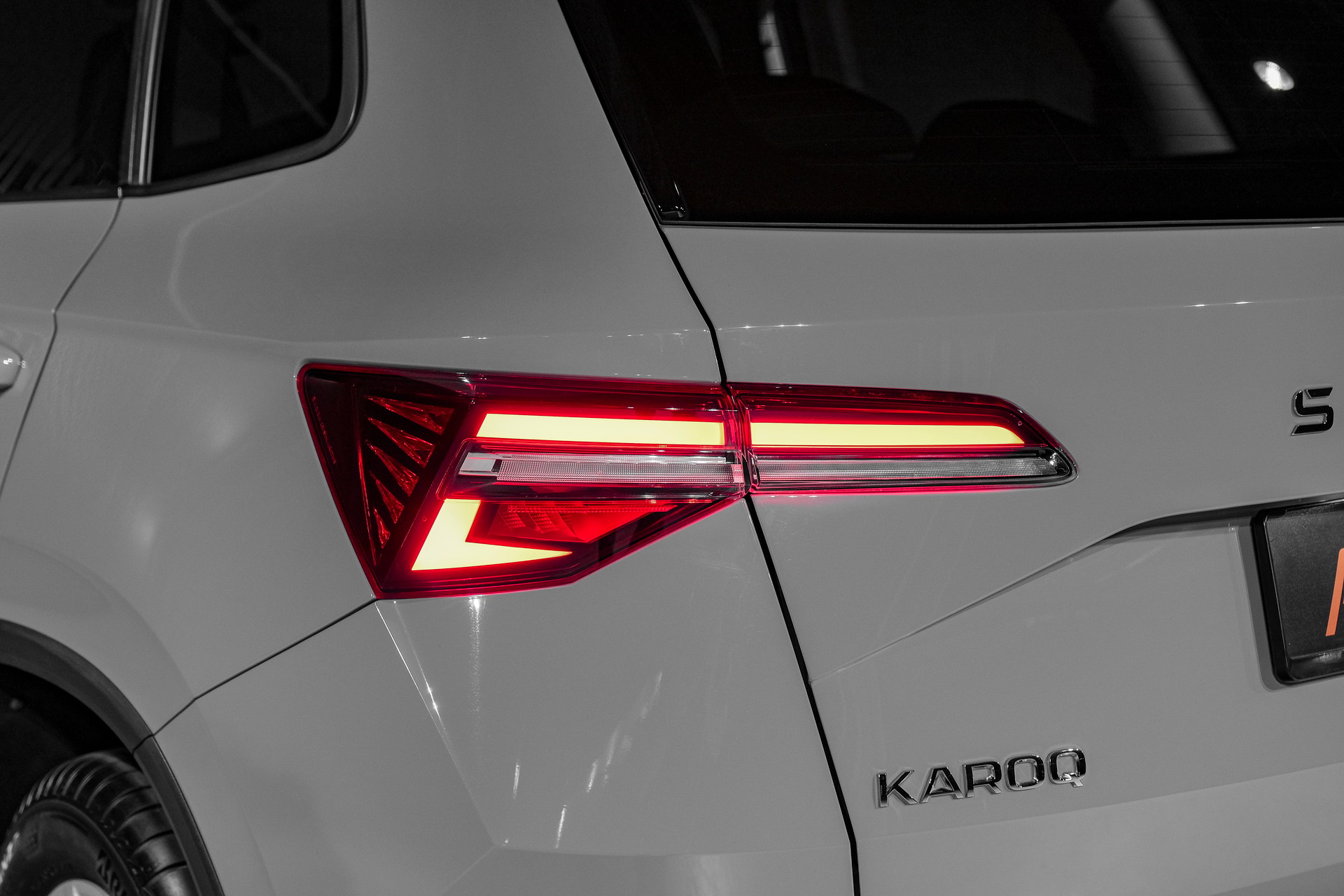 SKODA Karoq 1.5 TSI Fresh DSG-image-25