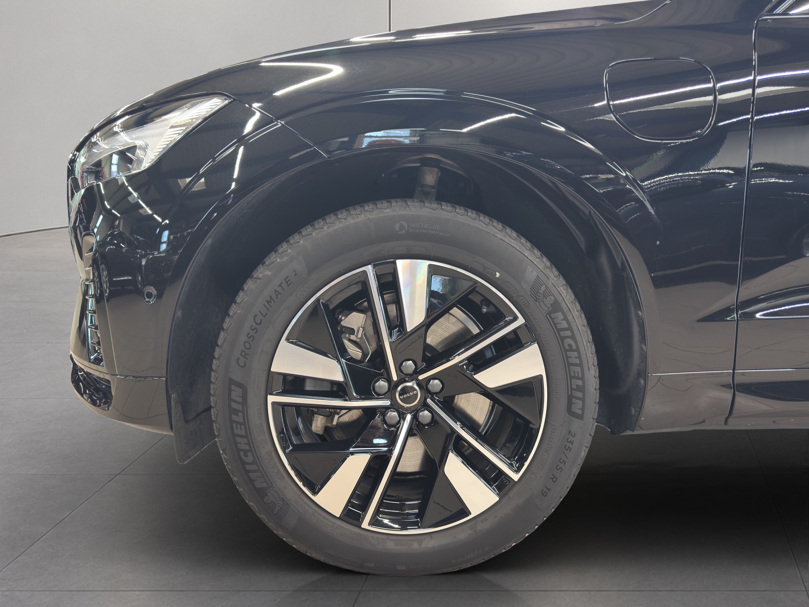 VOLVO XC60 2.0 T8 TE Plus Dark eAWD-image-5