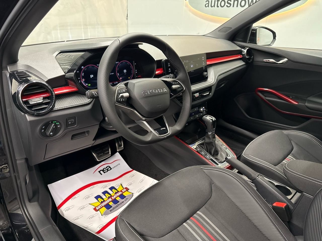 SKODA Fabia 1.0 TSI Monte Carlo DSG-showroom-element-2