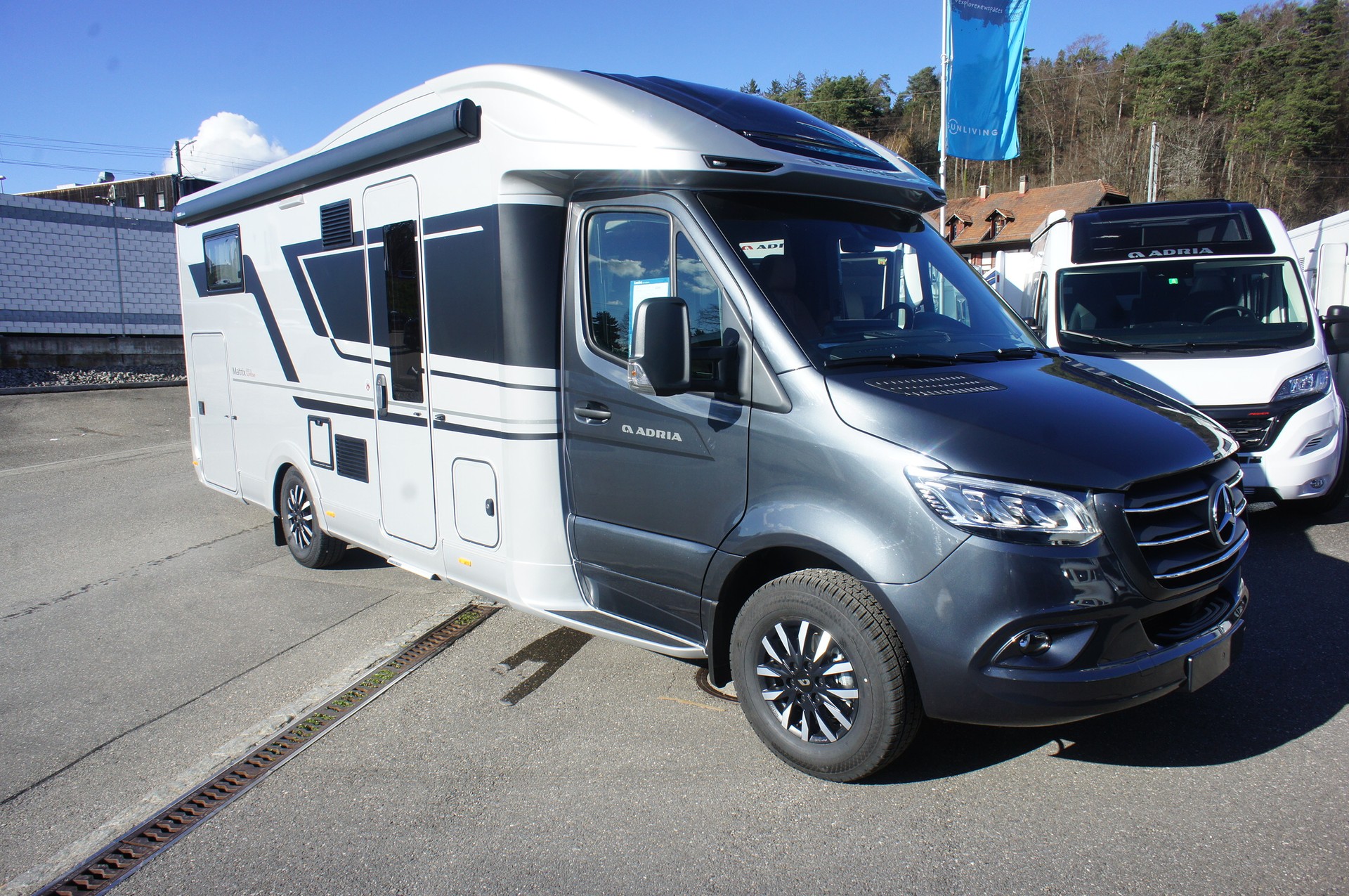 ADRIA Matrix Supreme MB 670 SL