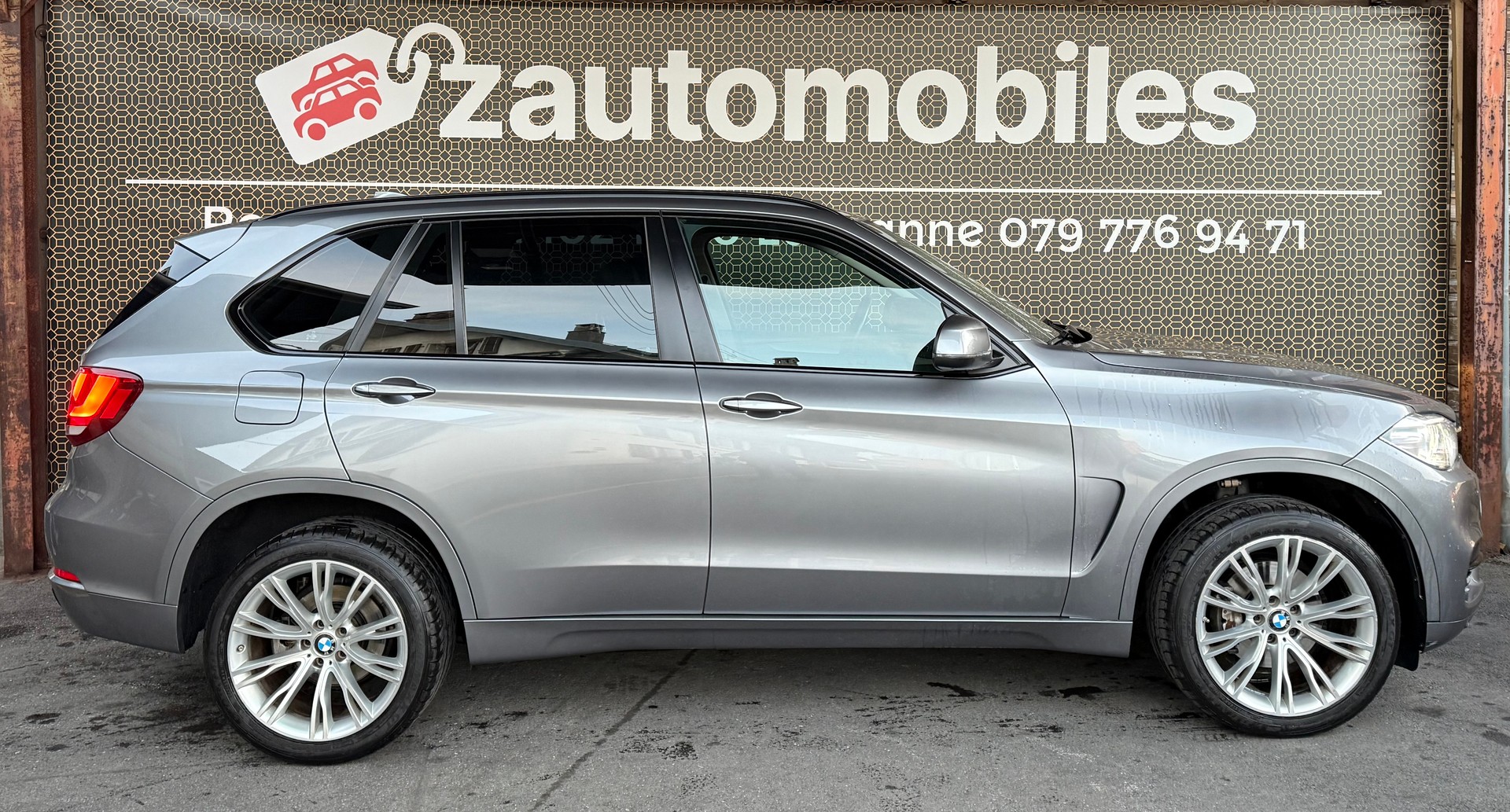 BMW X5 xDrive 30d Steptronic-showroom-element-2