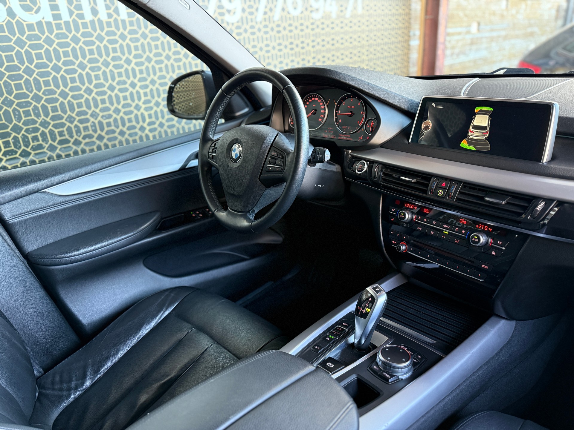 BMW X5 xDrive 30d Steptronic-image-5