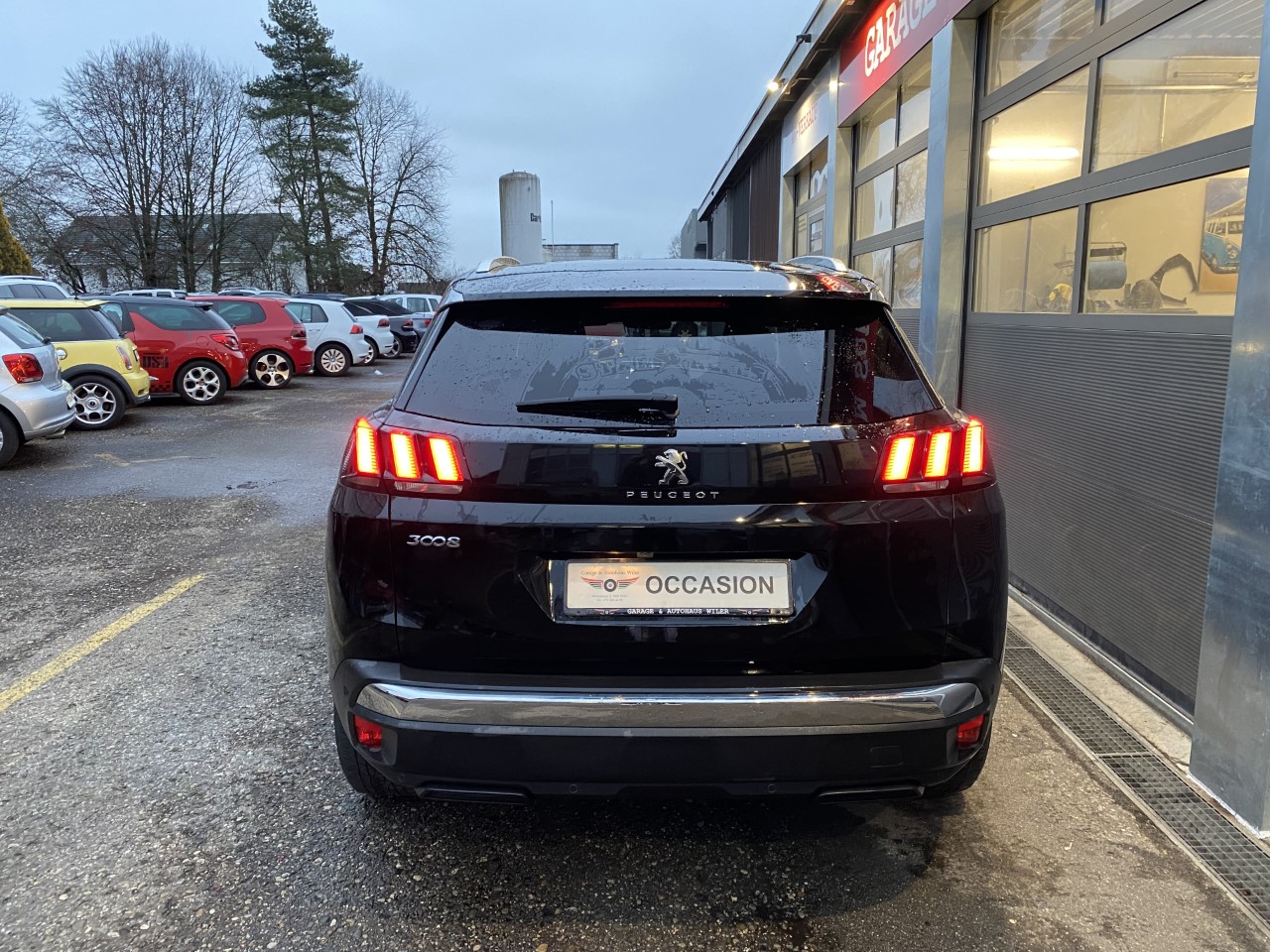 PEUGEOT 3008 1.6 BlueHDi Business Line EAT-image-5