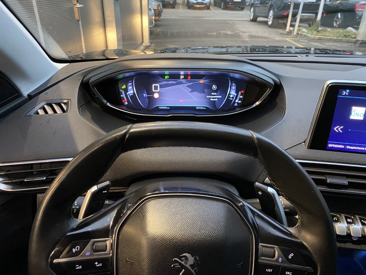 PEUGEOT 3008 1.6 BlueHDi Business Line EAT-image-13
