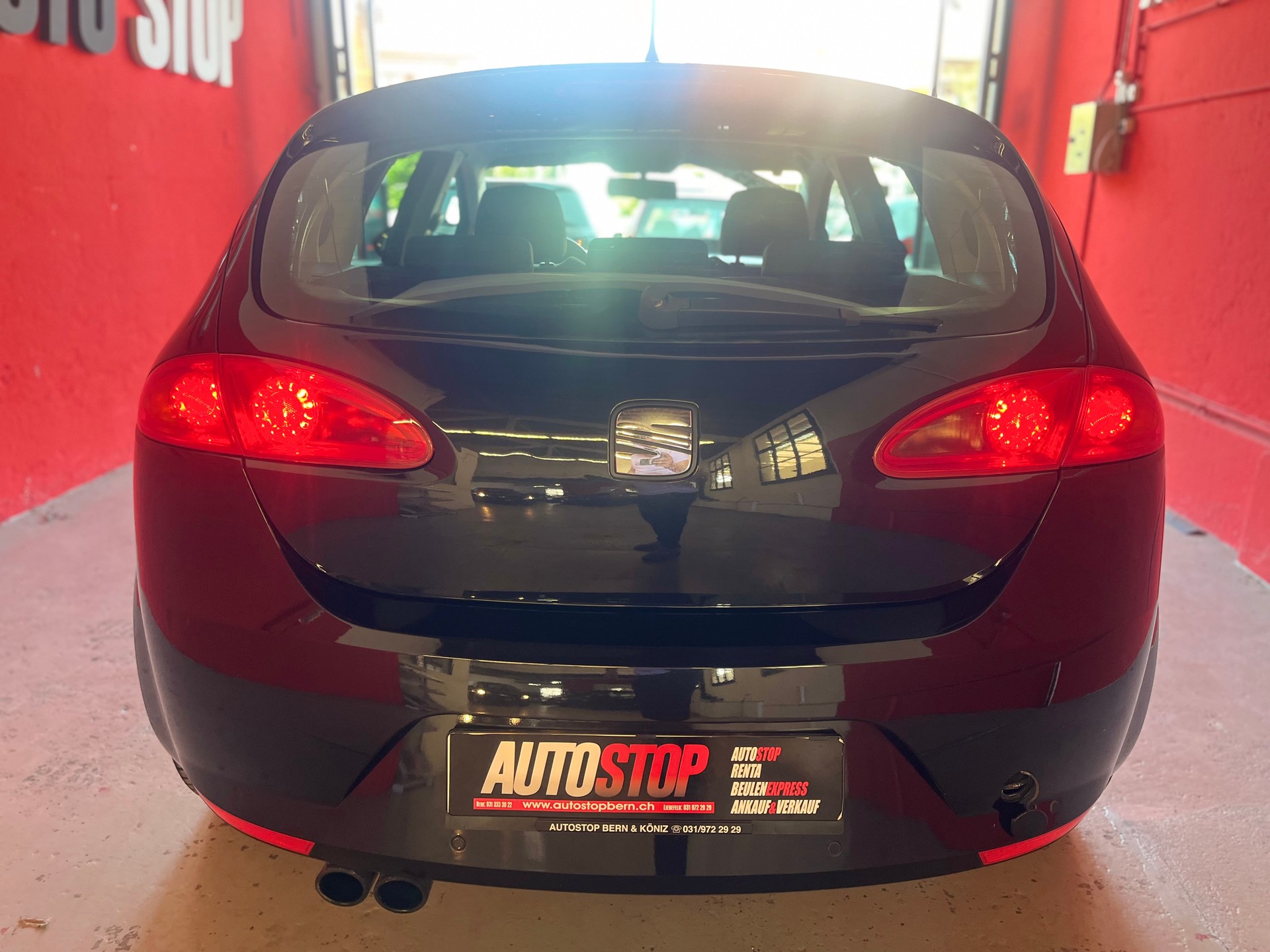 SEAT Leon 1.8 TSI Style DSG-image-4