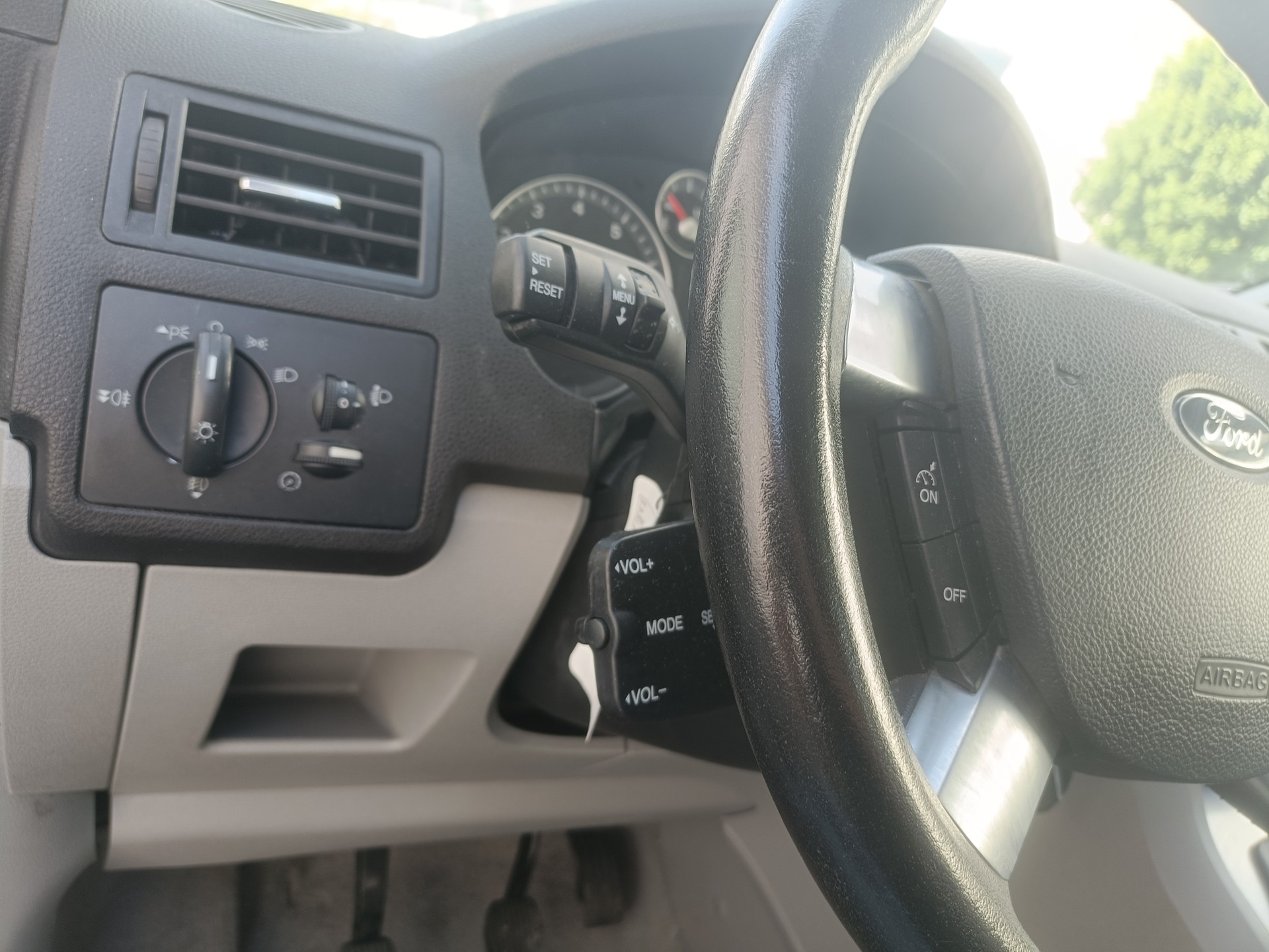 FORD Focus C-Max 1.8 Trend-image-13