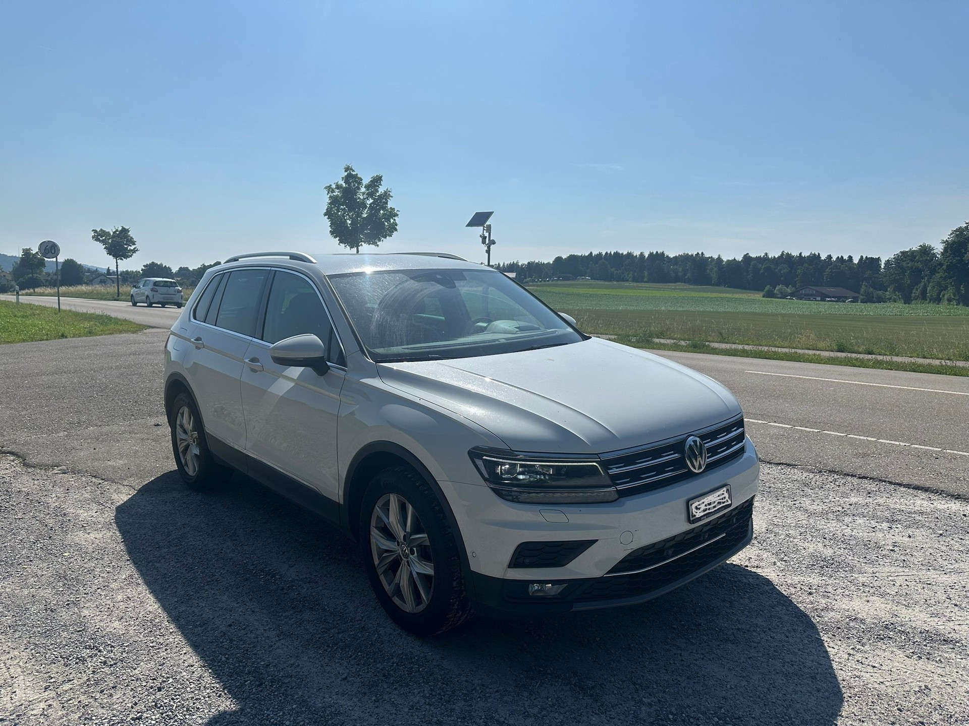 VW Tiguan 2.0TSI Comfortline 4Motion DSG-image-8