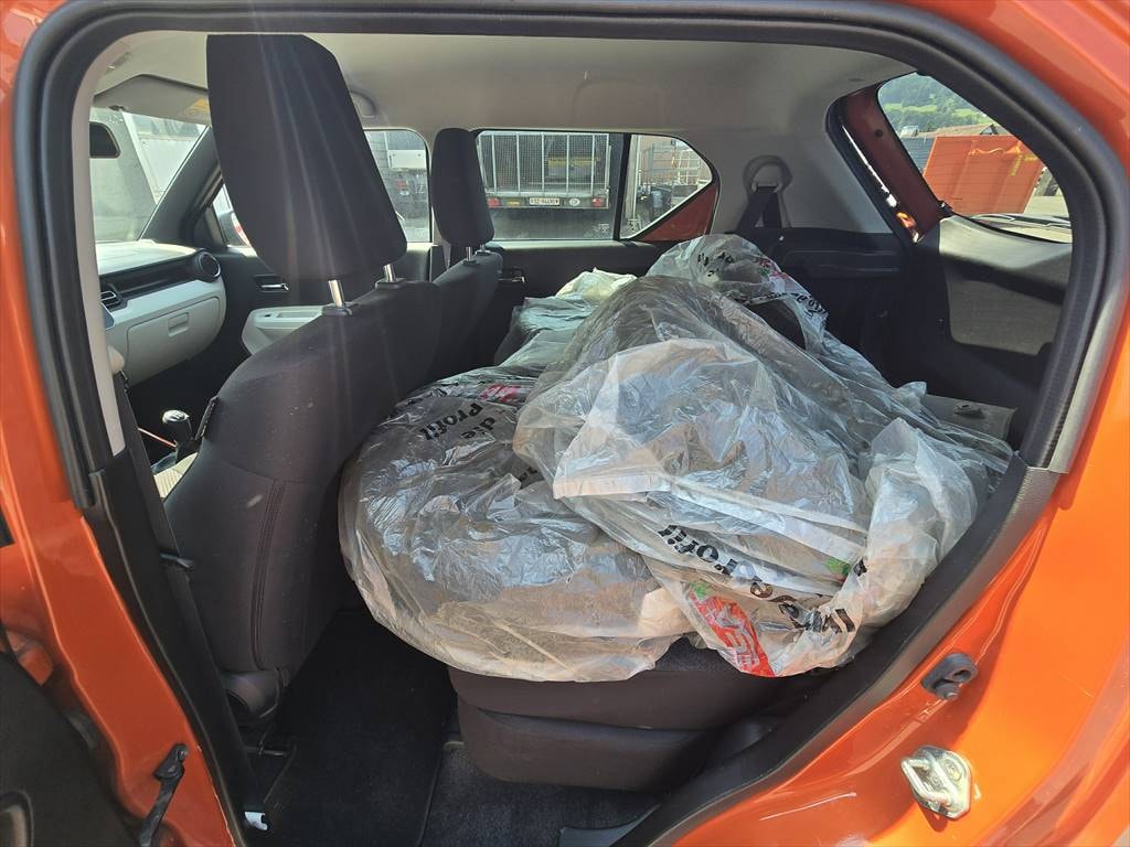 SUZUKI Ignis 1.2i Compact Top Hybrid 4x4-image-9